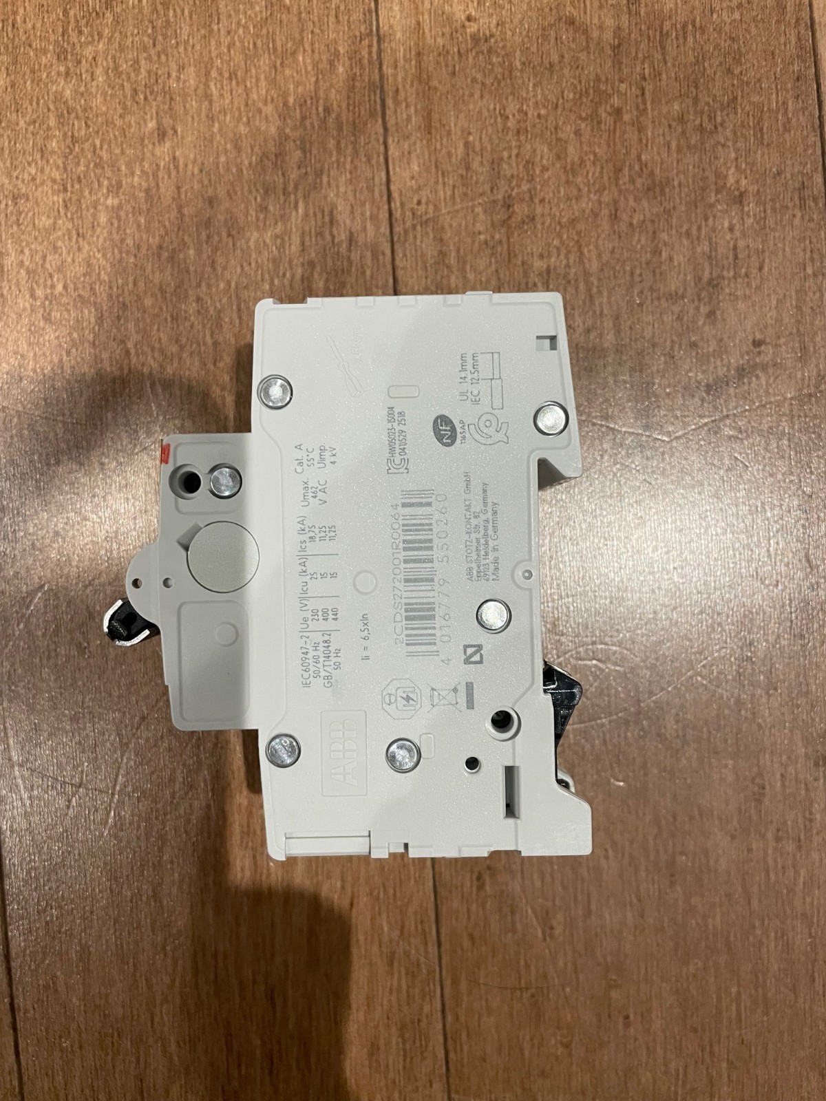 ABB S202M C6 Circuit Breaker 2 POLE 400V 6A
