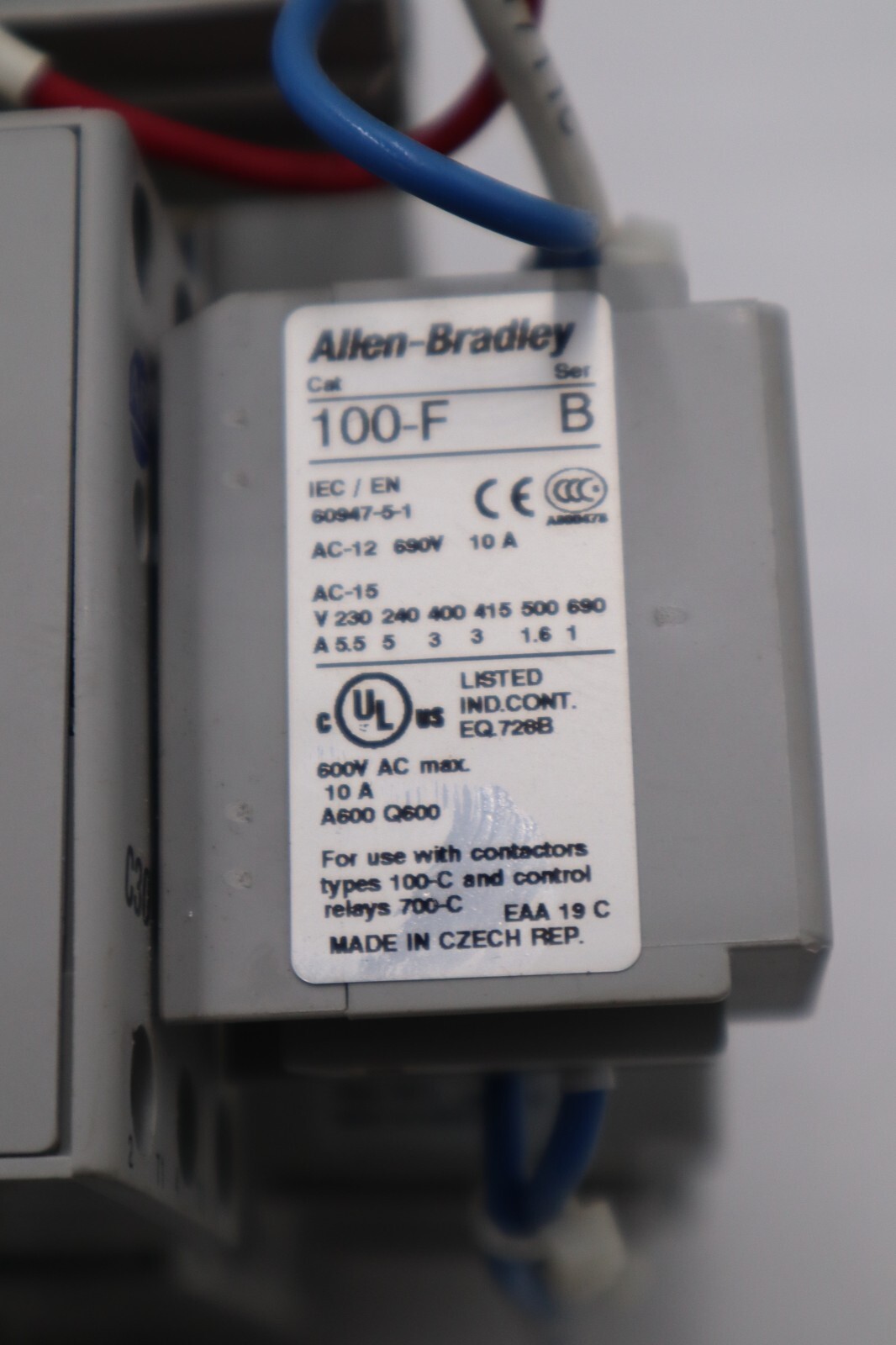 ALLEN BRADLEY 140M-D8E-C10 CIRCUIT BREAKER WITH 100-C30*00 CONTACTOR #4823-A