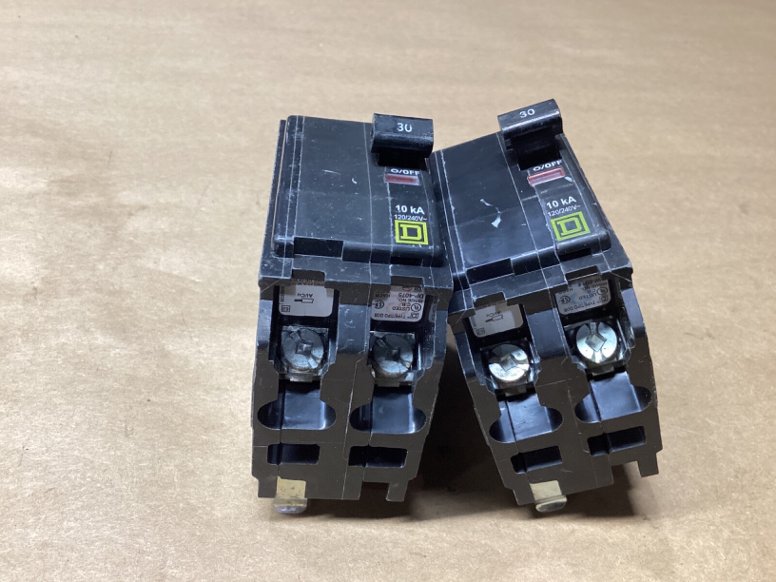 Lot Of 2 Square D QOB230 Circuit Breaker 30A 240V 2-Pole 30 Amp #113F292*CO