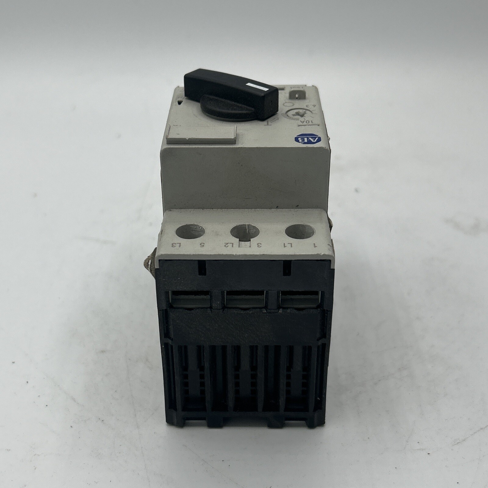 Allen Bradley 140M-D8E-C10 Motor Protection Circuit Breaker, SER B