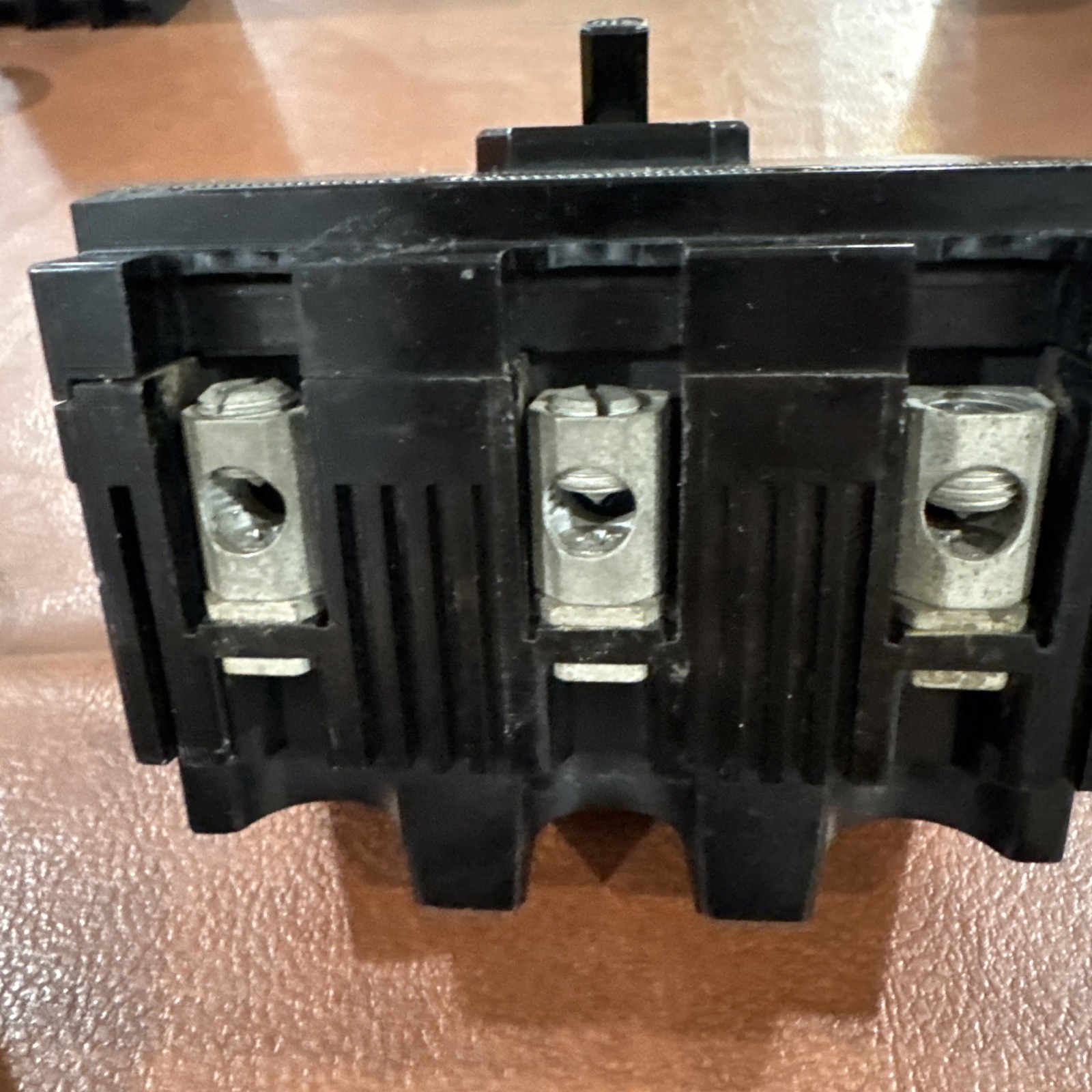 ITE EH EH3 EH3-B050 3 Pole 50 Amp 480v Circuit Breaker EH3B050 3P 50A Flawed
