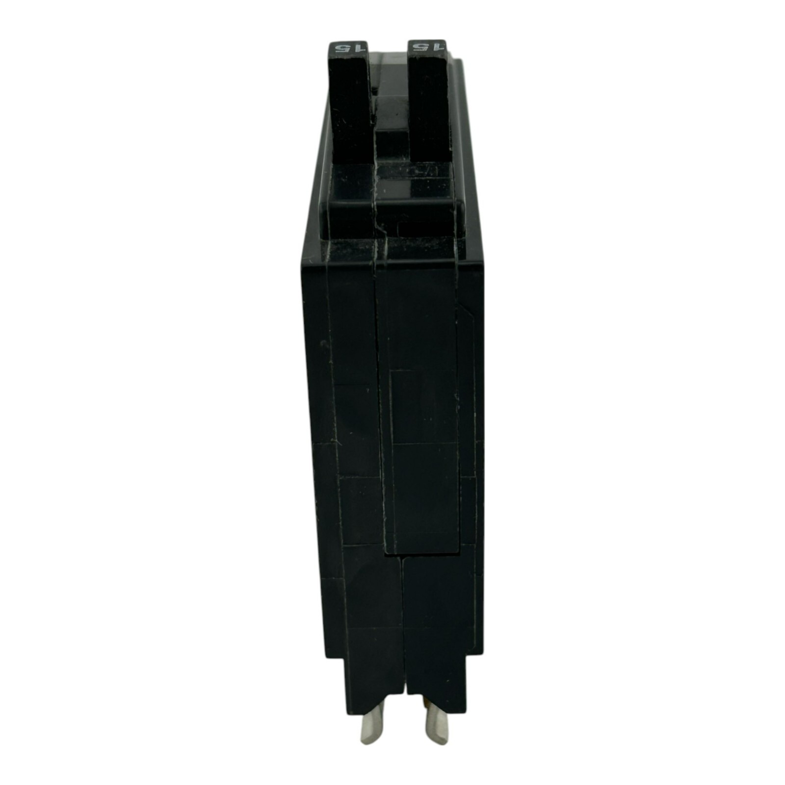 CHIPPED Square D QOT1515 Twin / Tandem 15 Amps 120 Volts 1 Pole Plug in