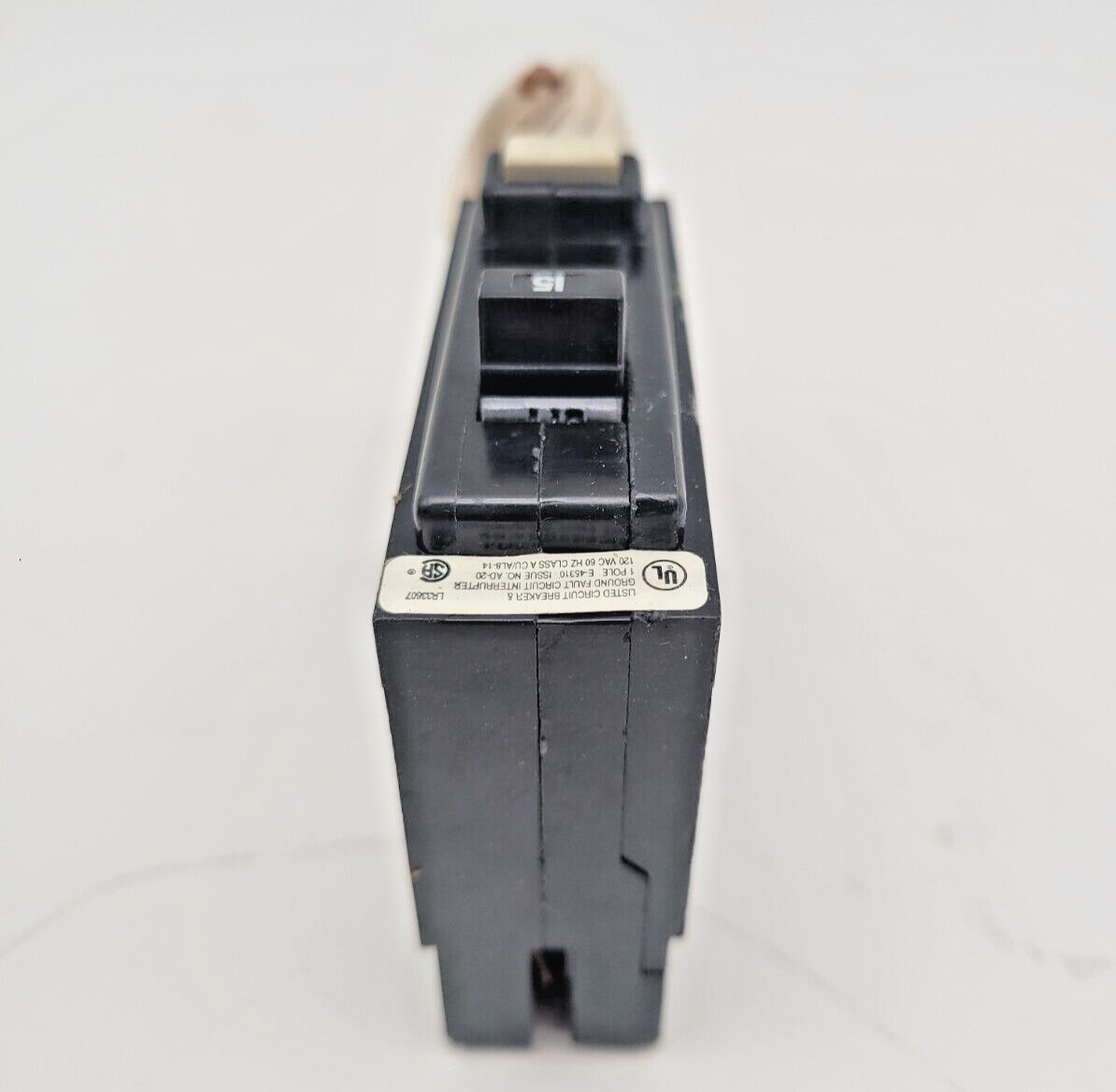 Cutler Hammer QPGF1015 Breaker 15 Amp 1 Pole Ground Fault Shunt Trip Plug in On