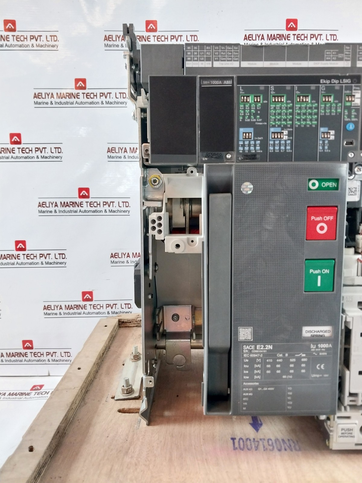 ABB E2.2N Air Circuit Breaker 1000A IEC 60947-2 24V DC 50-60Hz 12kV