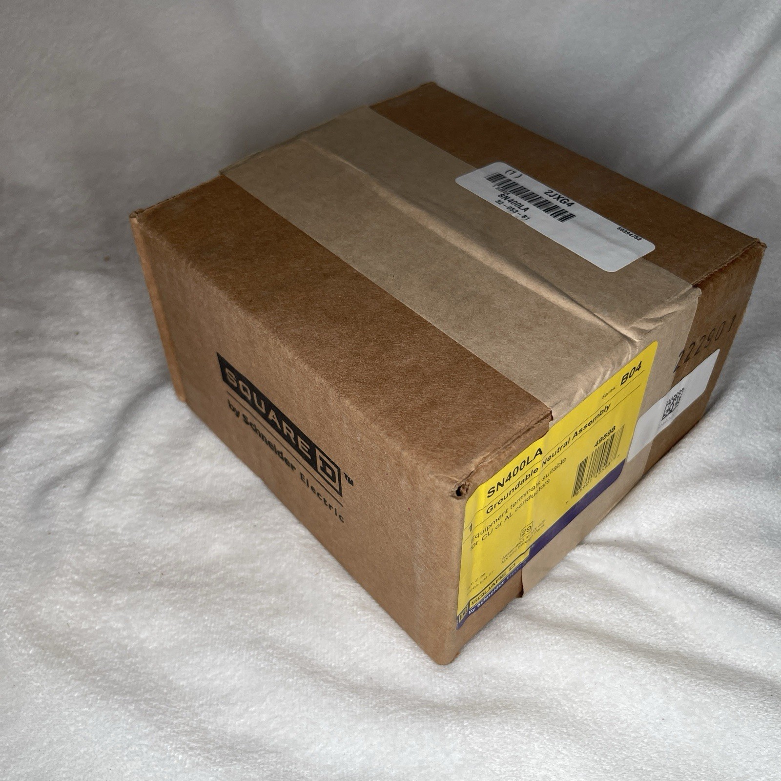 Square D SN400LA SER. B04 Groundable Neutral Assembly for Cu or Al Conductors