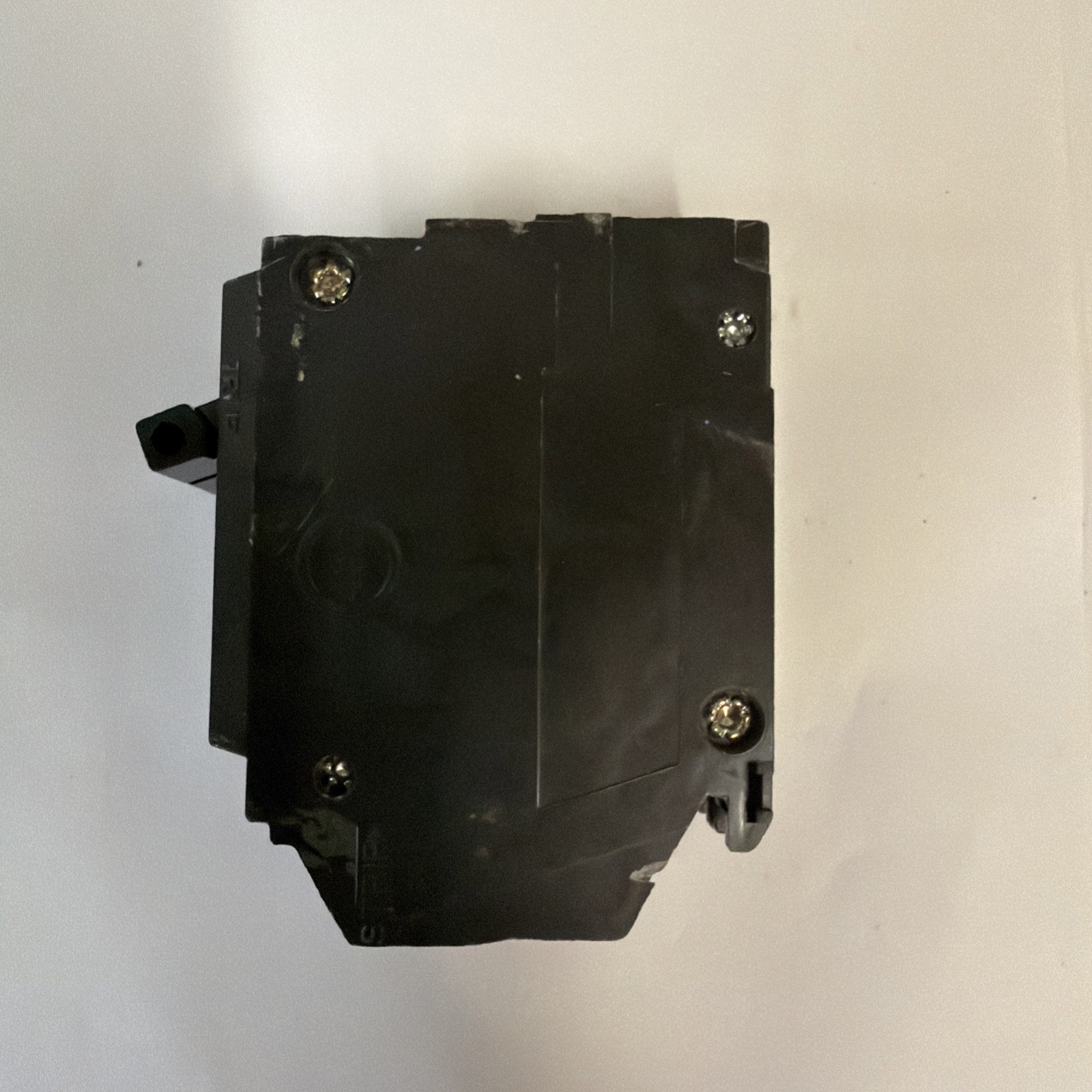GE THQLT1515 Q-LINE 2-15 AMP SINGLE-POLE TANDEM 120/240-VOLTS CIRCUIT BREAKER