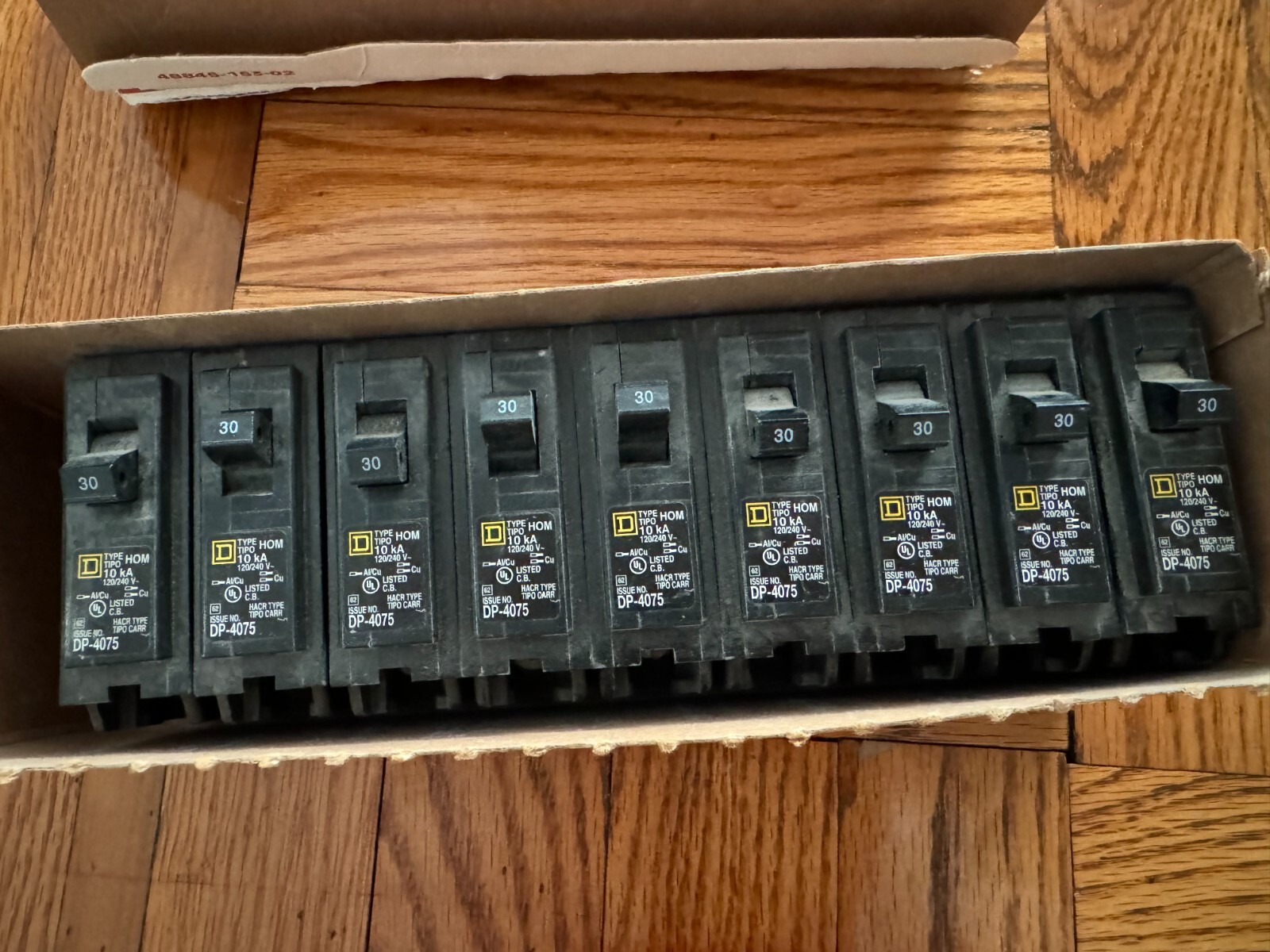 Square D HOM130 30 Amp SinglePole Circuit Breaker – DP-4075 (9x)