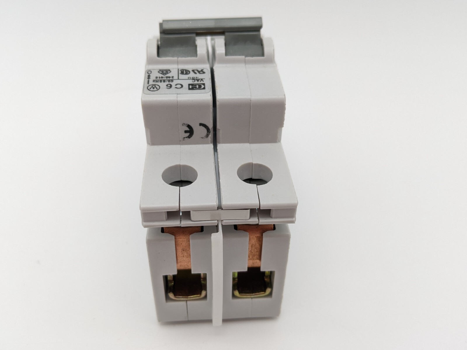 Cutler Hammer SPCL2C06 Miniature Circuit Breaker 6 Amp 2 Pole 240 415 480 VAC