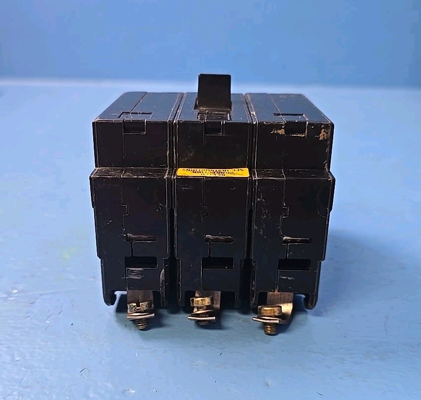 Square D EHB34020 20A 480Y/277V 3P 3PH Circuit Breaker