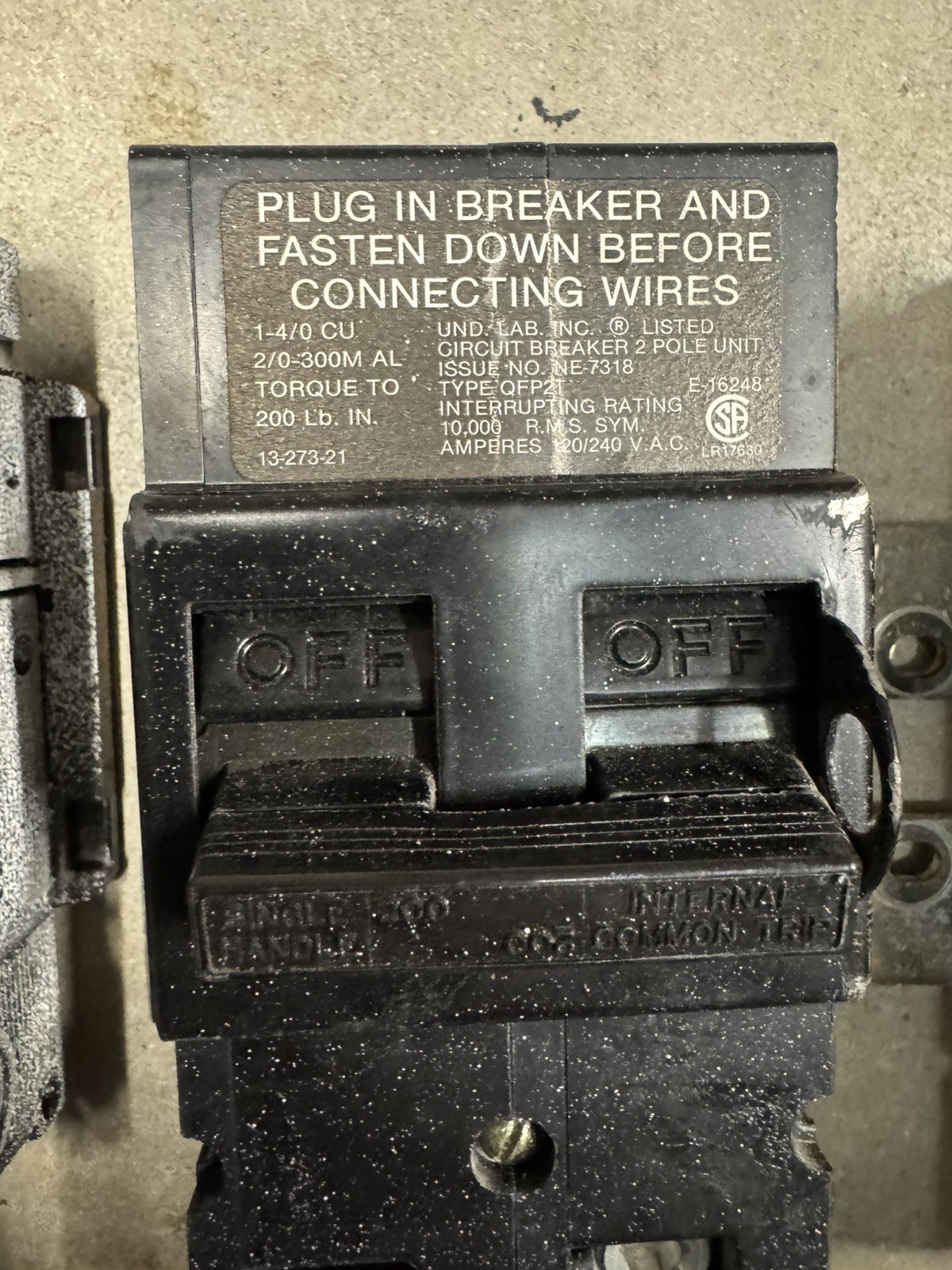 Challenger QFP2T Main Breaker 200 Amps Zinsco Slyvania