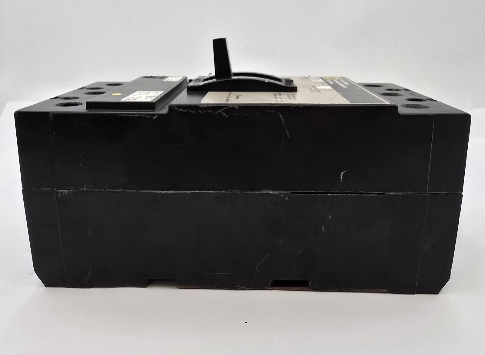 Square D KAL36200 Bolt On Circuit Breaker 200A 600VAC 250VDC HACR 50/60Hz