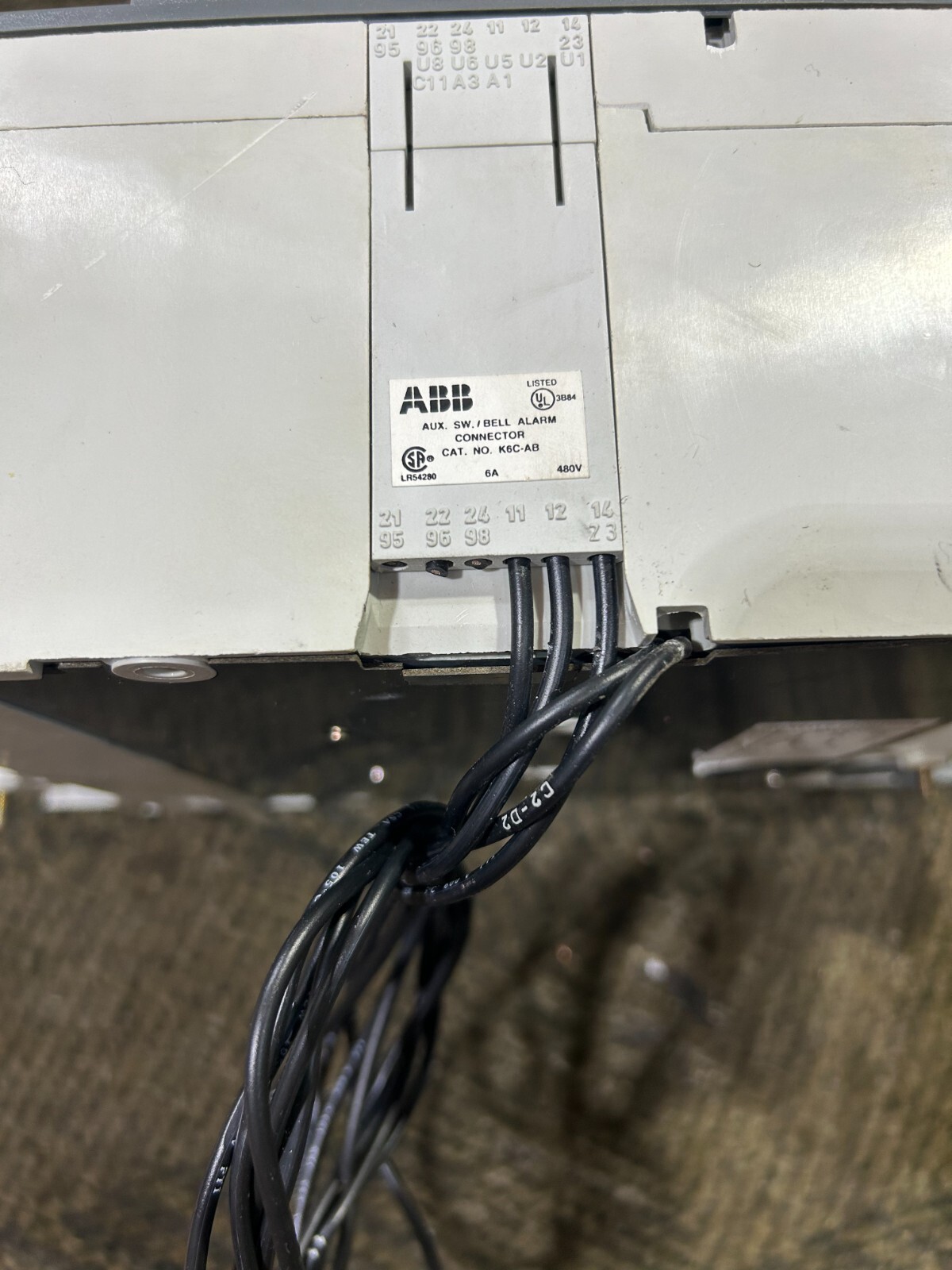 ABB SACE S6N 2P-600A W/ AUXILIARIES AND BELL ALARM *SHIPS SAME DAY UPS*