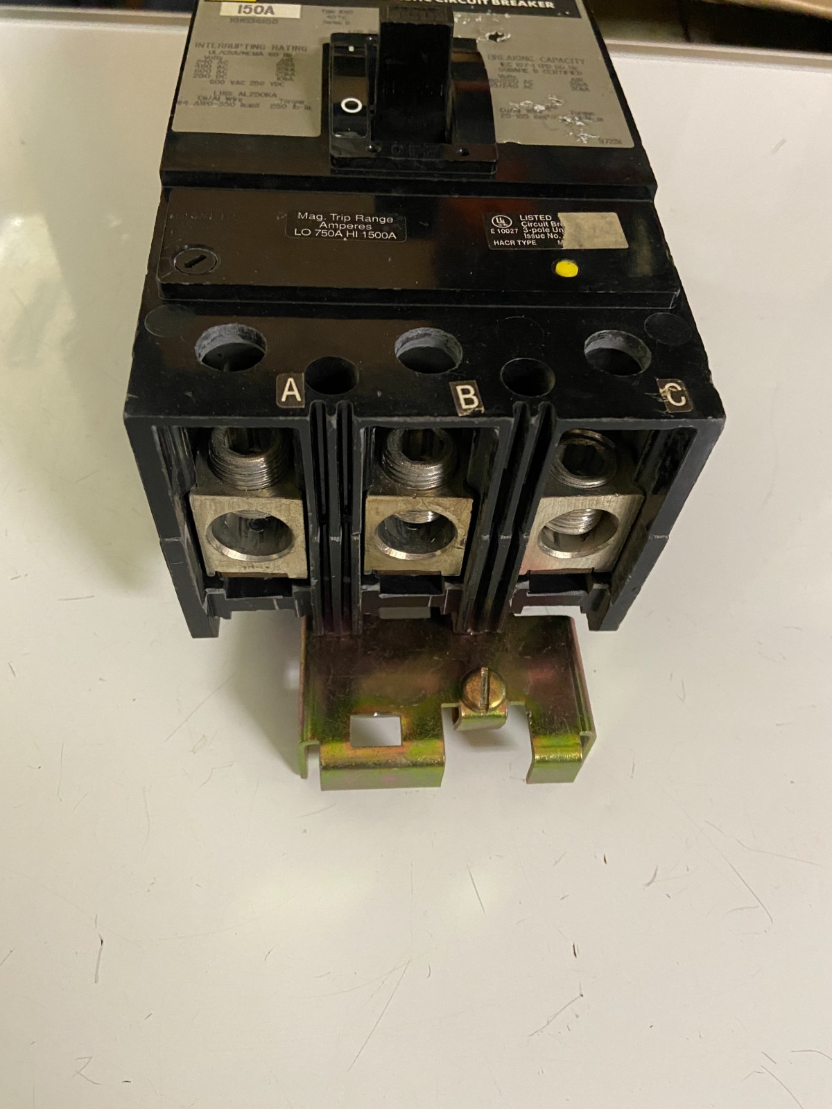 SQUARE D THERMAL-MAGNETIC BREAKER KHB36150 / KHB36150 NICE