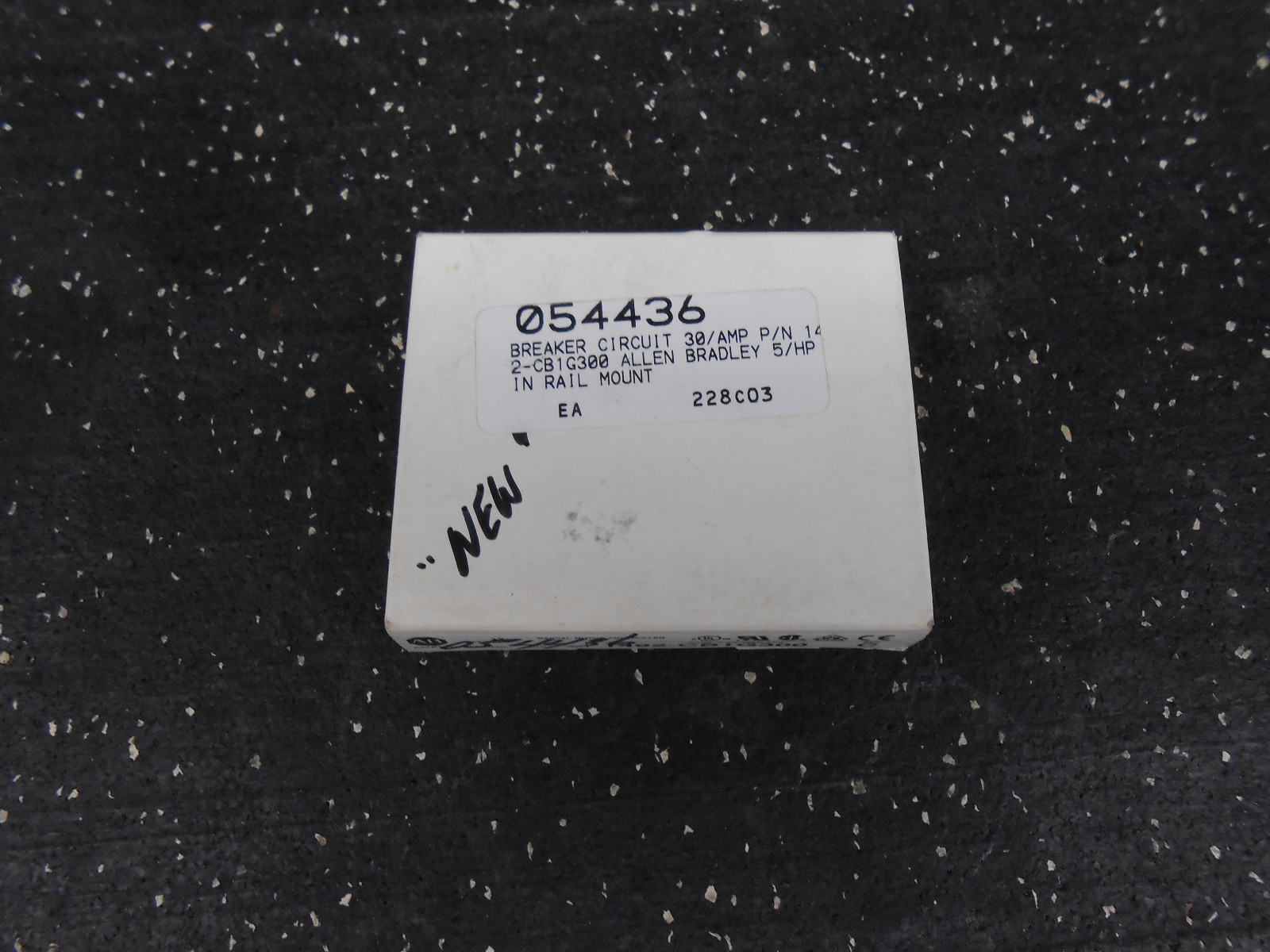 ALLEN BRADY CIRCUIT BREAKER 1492-CB1G300 C