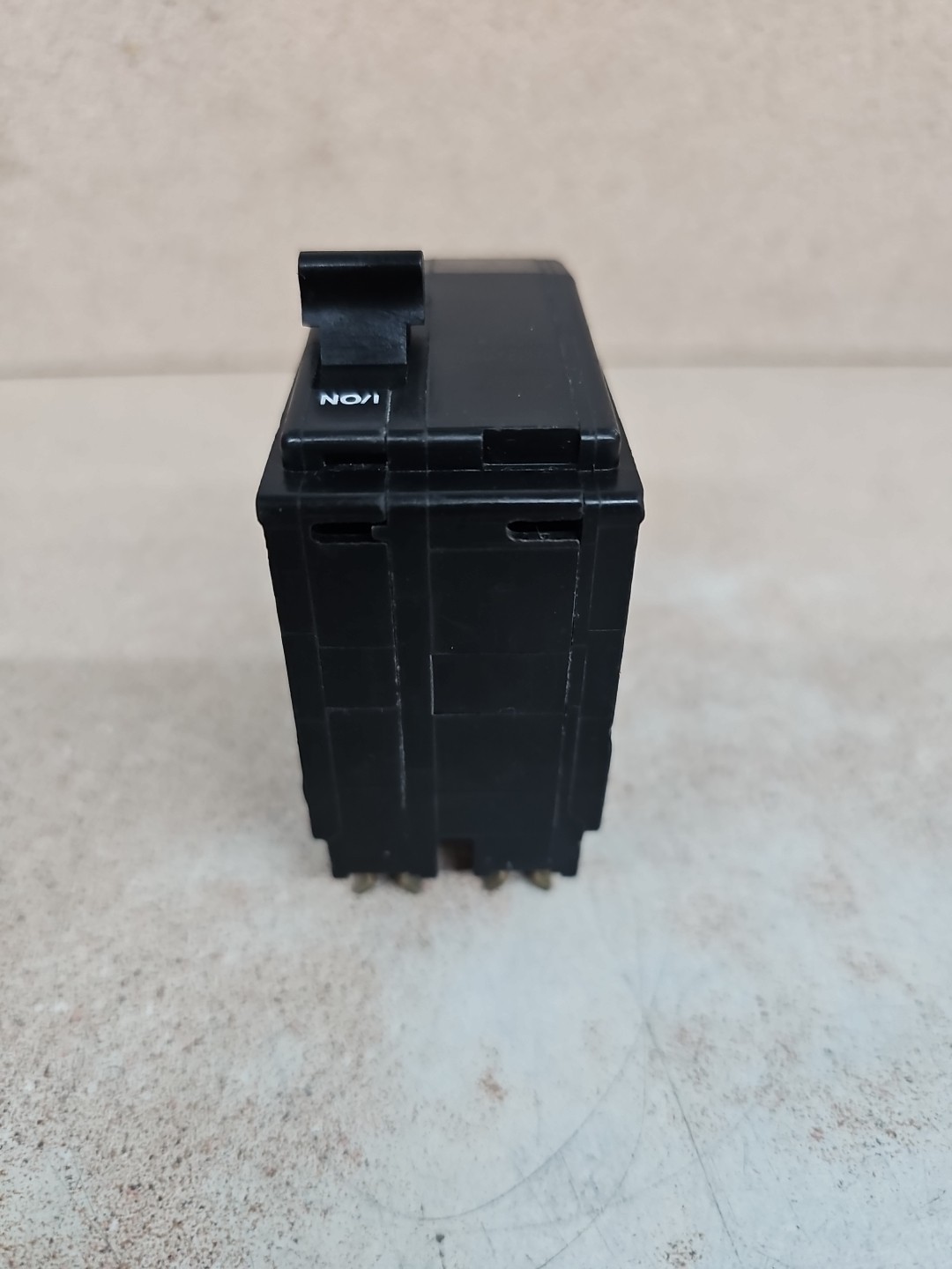 SQUARE D QO230 30 Amp 2 Pole Type QO Circuit Breaker W#
