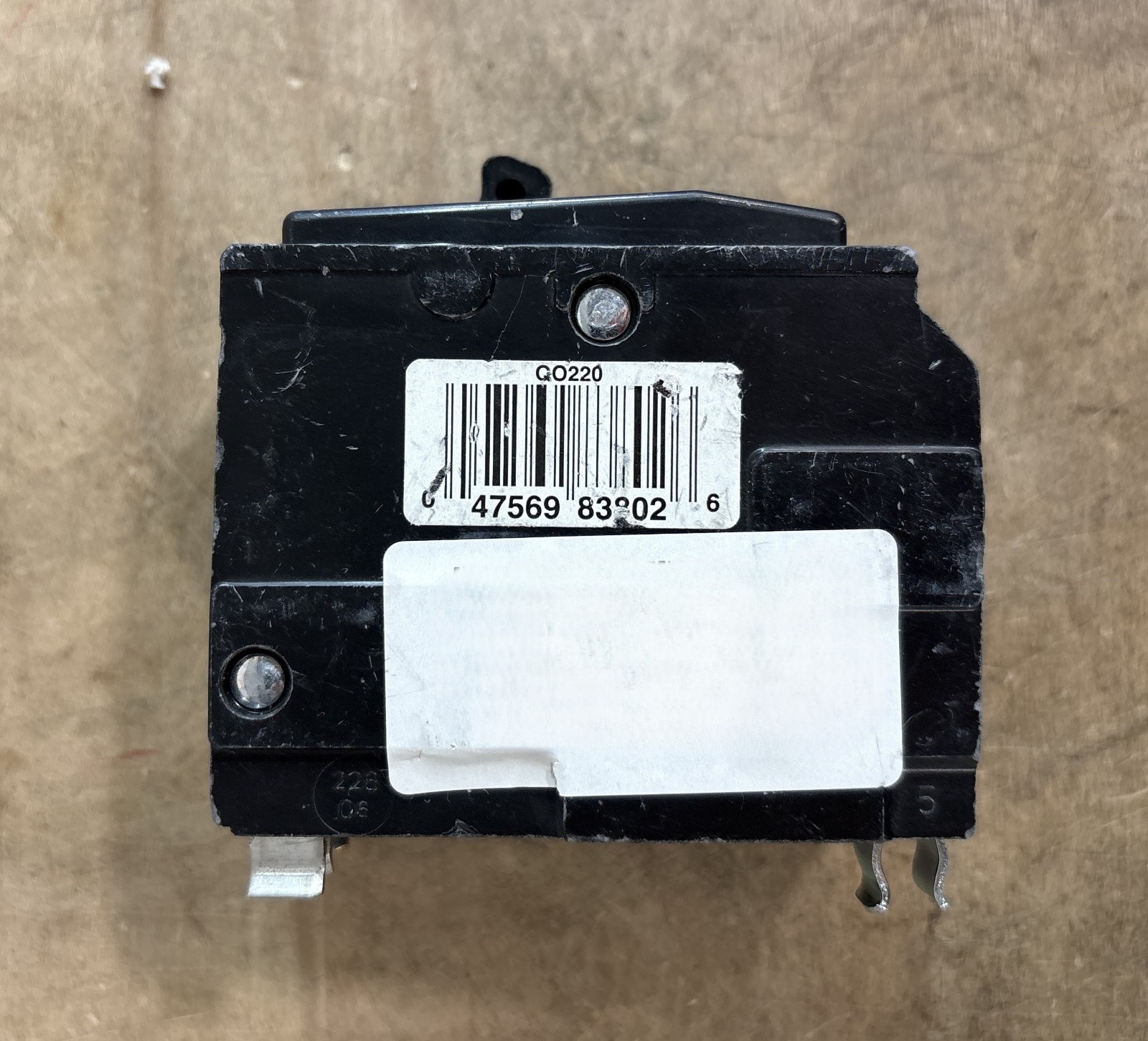 Square D QO220CP Mini Circuit Breaker QO 20A 2 Pole 120/240VAC 10kA, Plug in