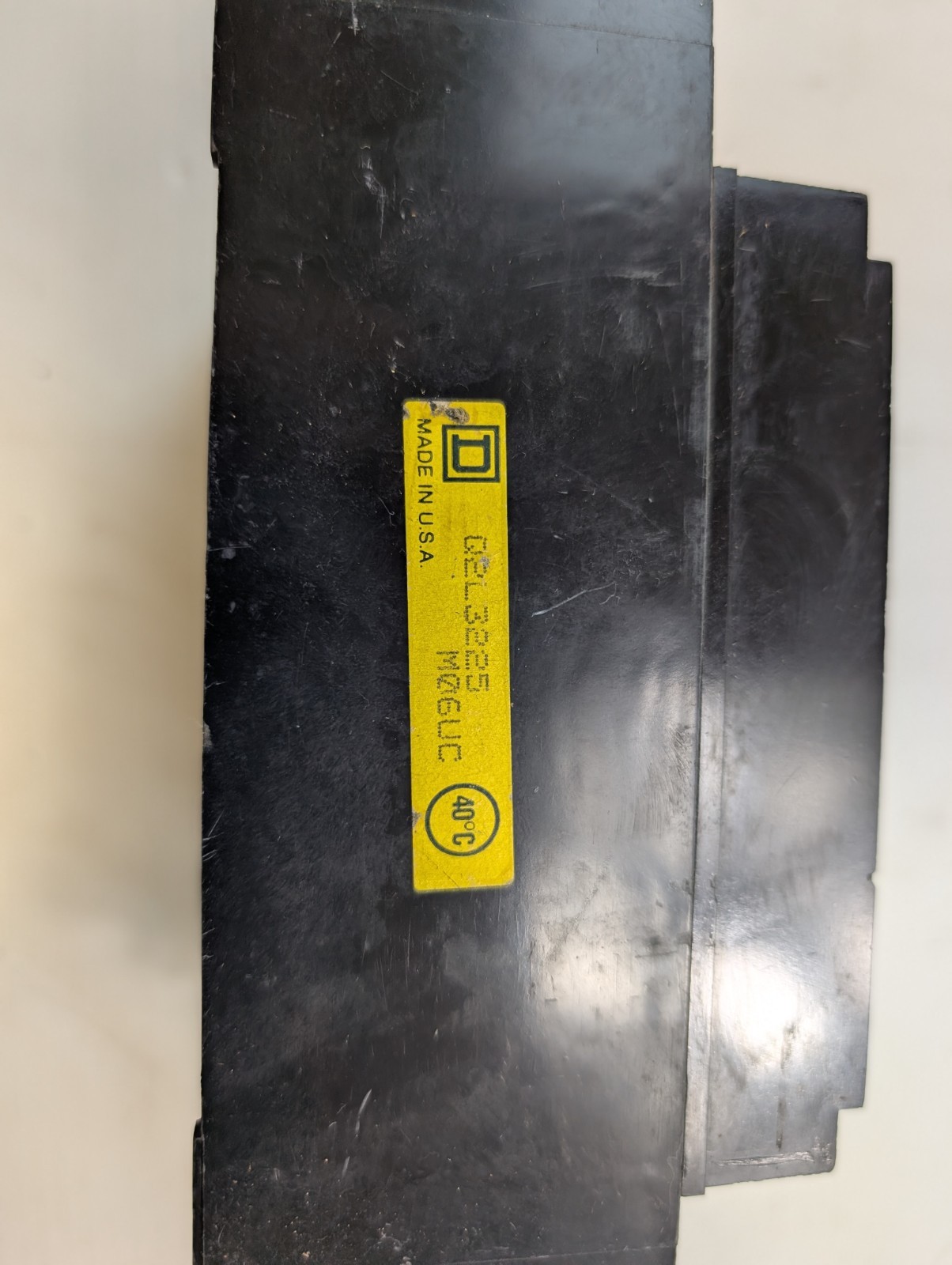 SQUARE D Q2L3225 Circuit Breaker Type Q2L 3 Pole 225A 240VAC