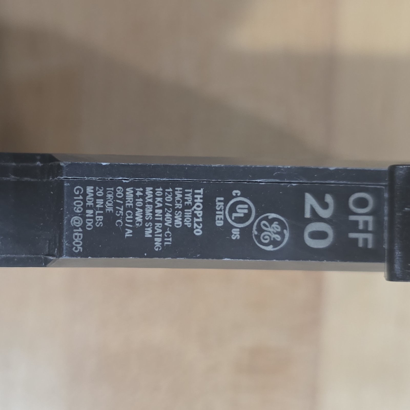 GE – THQP120- 20A – 1 Pole – Thin Style – 120/240V – 10kAIC – Q-Line NEW!!