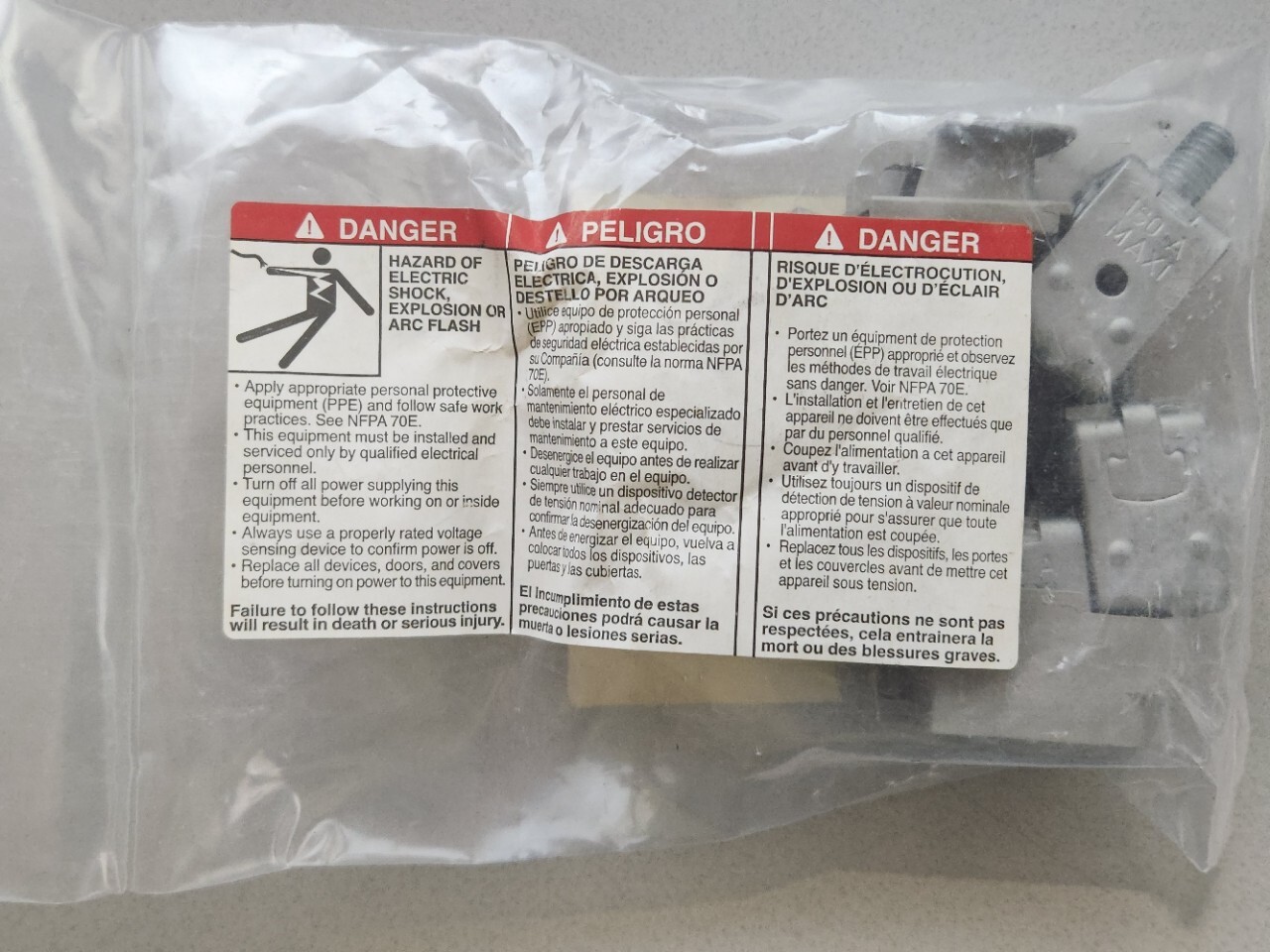 (3 pcs pkg) Schneider 29242, Compact NR, Shrouded Cable Connect, 160A (NOS)