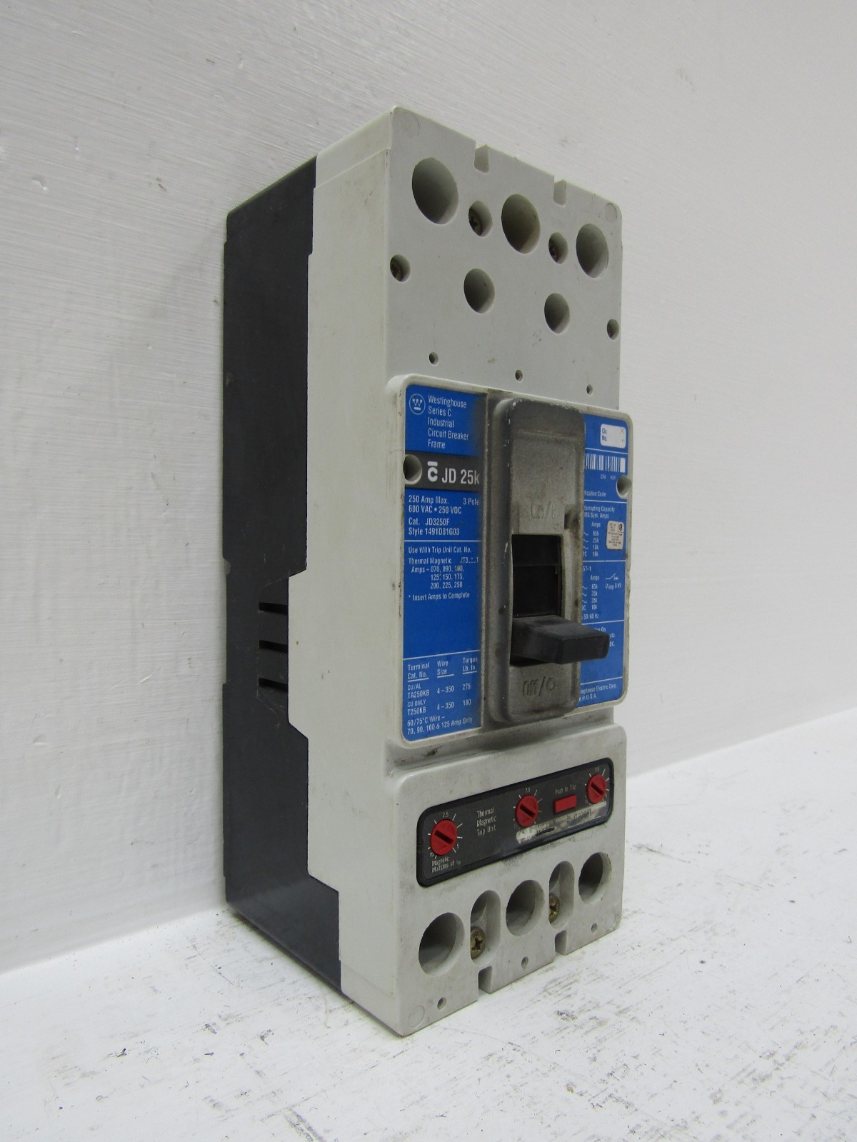 Westinghouse JD3250F 250 Amp 600V 3-Pole Circuit Breaker with 200A JT3200T Trip