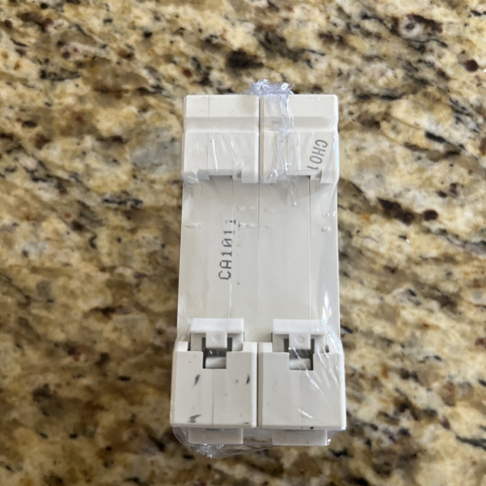 Chtaixi Circuit Breaker – DZ47N-63 C63 120/240v 50/60hz 2 Pole – Sealed (85)