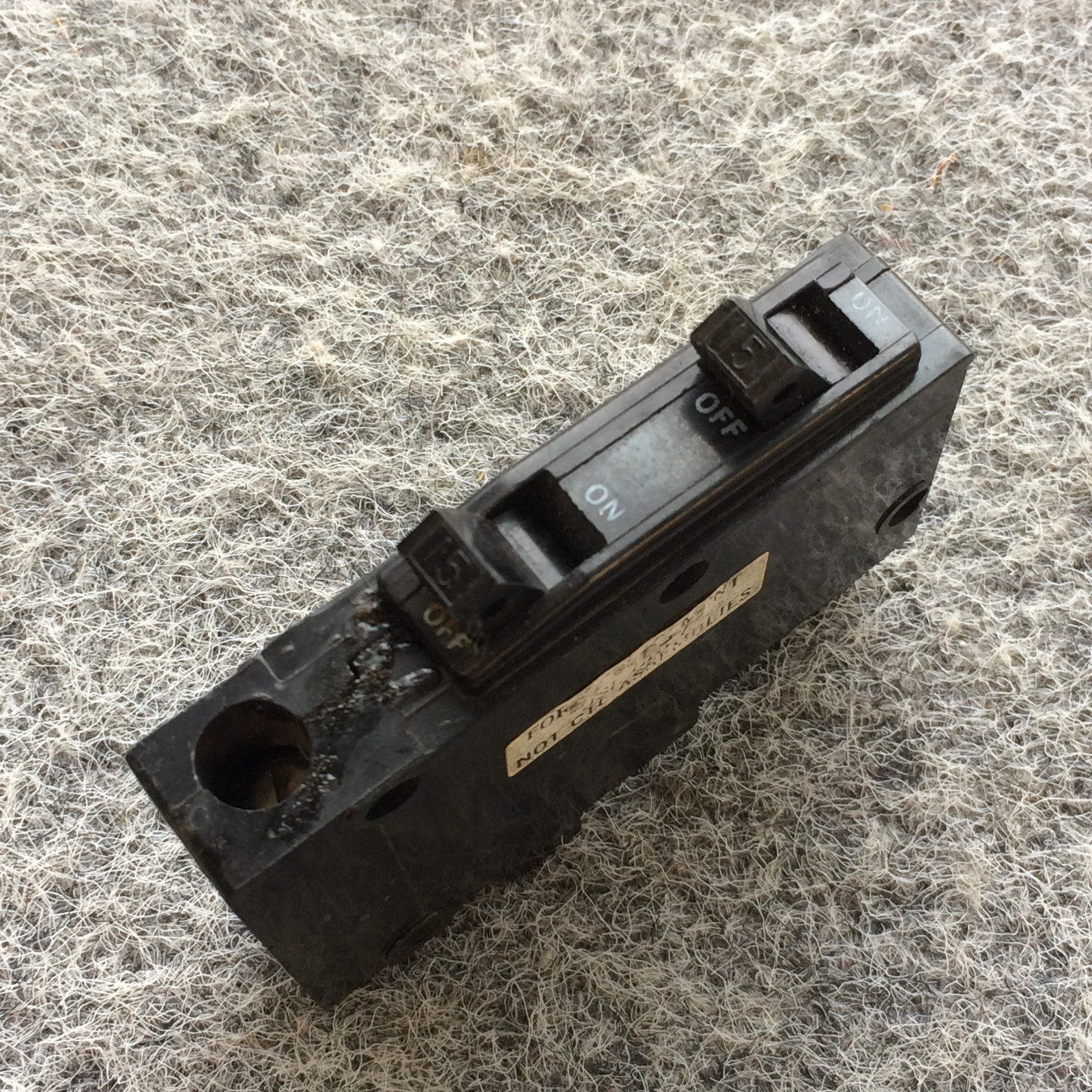 Square D QO1515 15 Amp 1 Pole Piggyback Metal Clip QOT1515 Screw Clamp connect