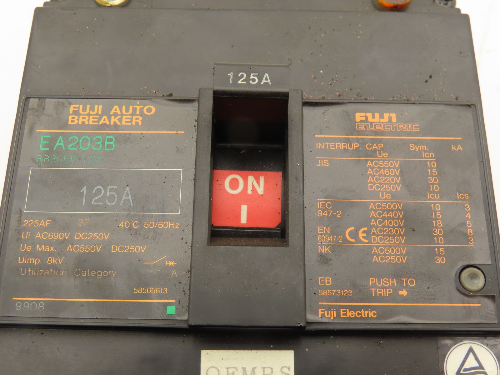 Fuji EA203B Circuit Breaker 150A 125A 550VAC 3-Pole Mixed Lot of 5