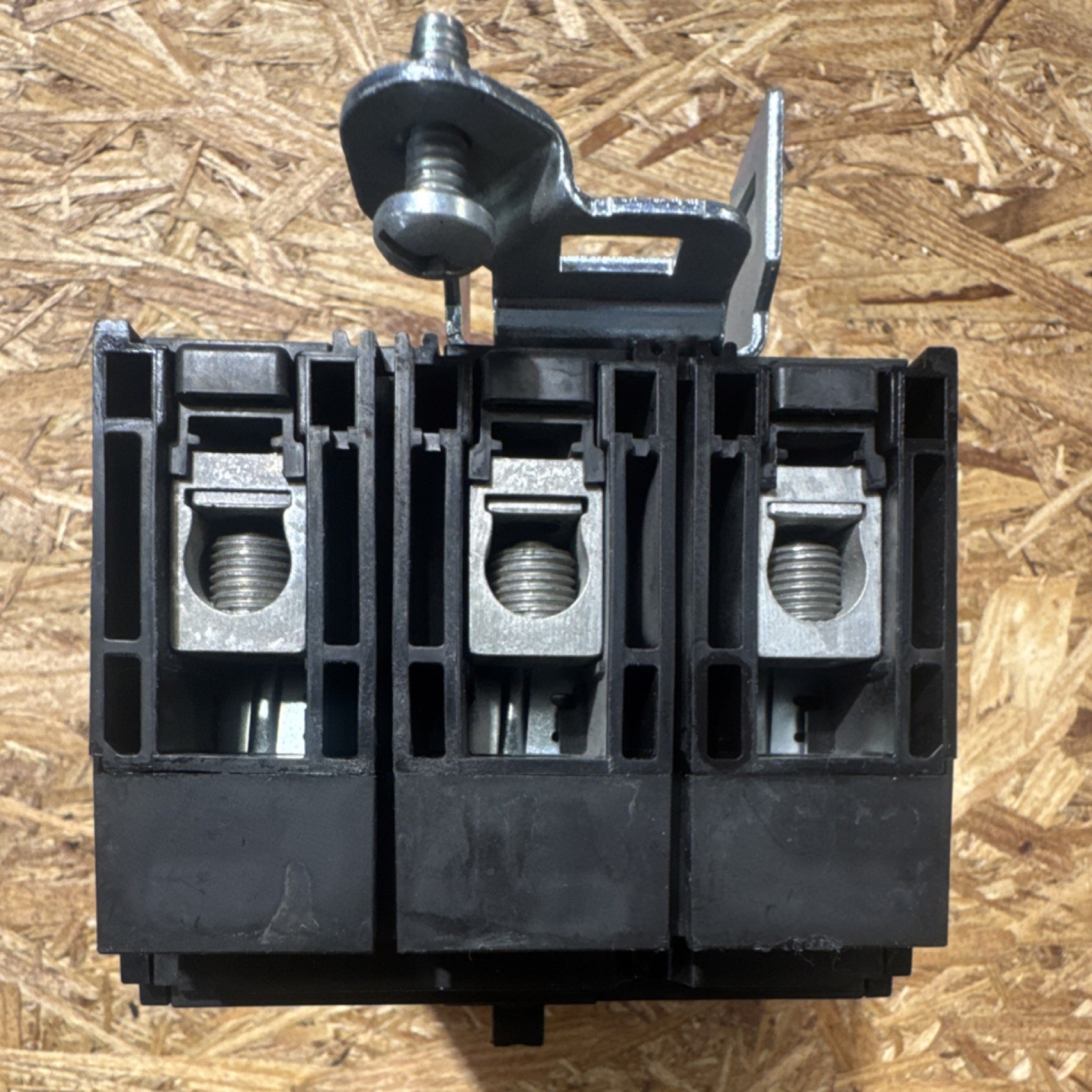 Square D PowerPact HJ060 Circuit Breaker 25A 240/480/600V AC 3-Pole HJA36025