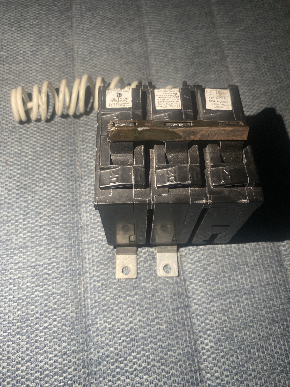 Siemens B235H00SQ1 2 Pole 35A 120/240V Circuit Breaker With Shunt Trip Type BLH