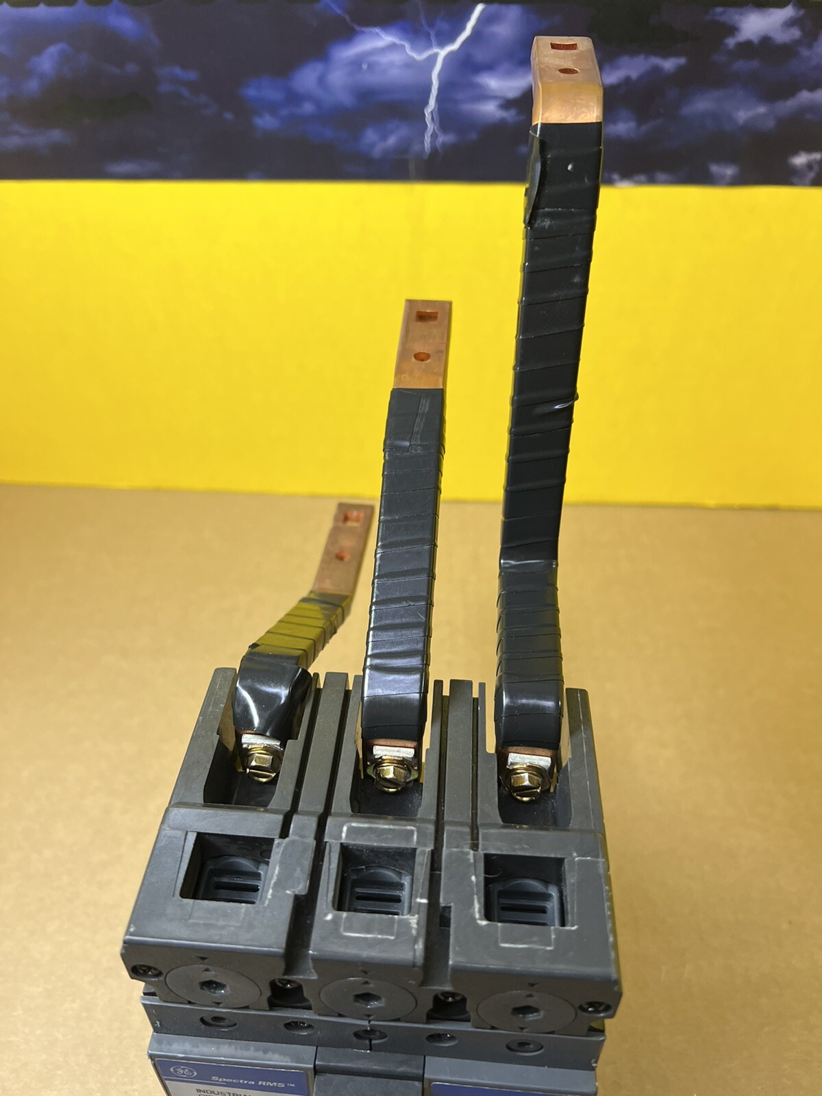 SEDA36AT0030 GE Circuit Breaker 15a Rating Plug SRPE30A