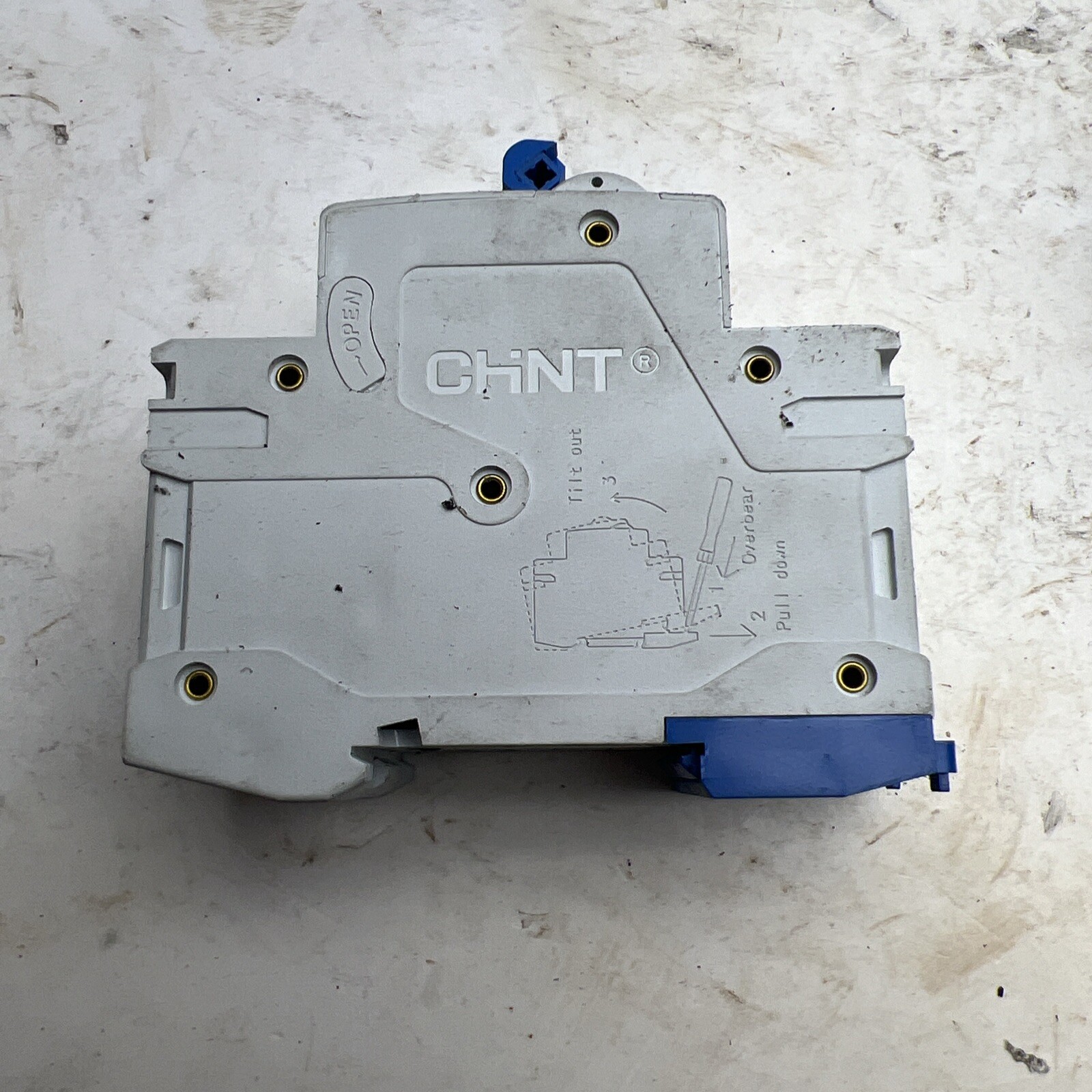 🔥CHNT NB1-63 D10 CIRCUIT BREAKER 2 POLE 10A, Used, Free Shipping🇺🇸