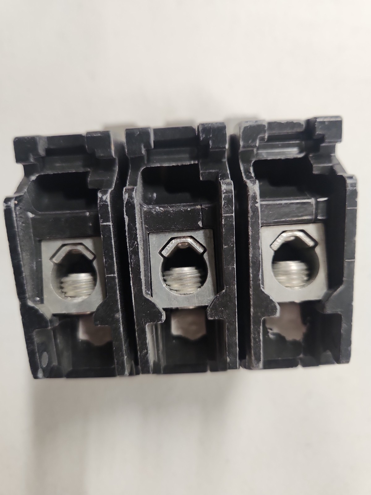 SIEMENS B380 3 POLE 80A 240V Type BL Bolt On Circuit Breaker READ DESCRIPTION