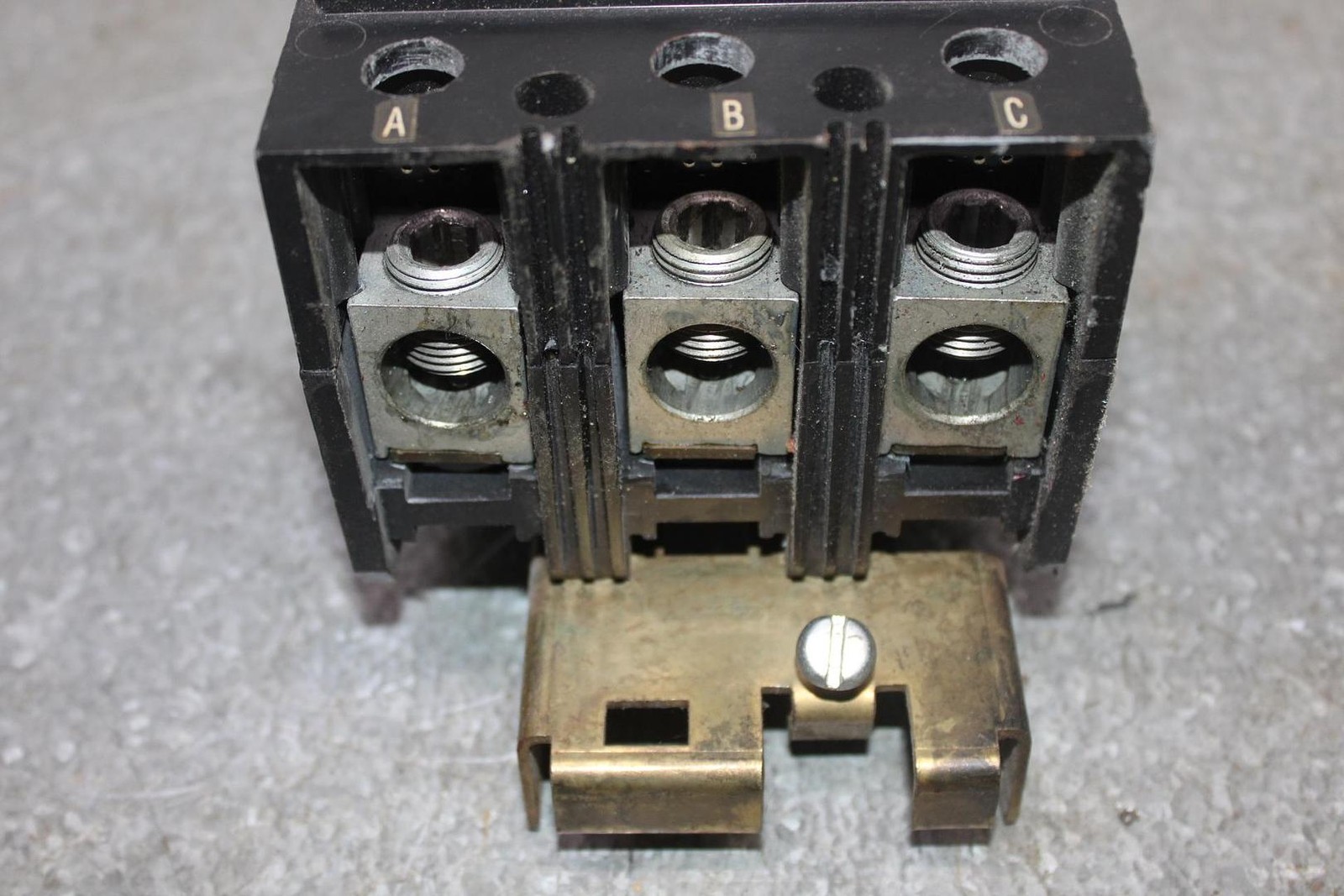 SQUARE D I-LINE CIRCUIT BREAKER KA36150 SERIES 2 150 AMP 600 VAC 3-POLE