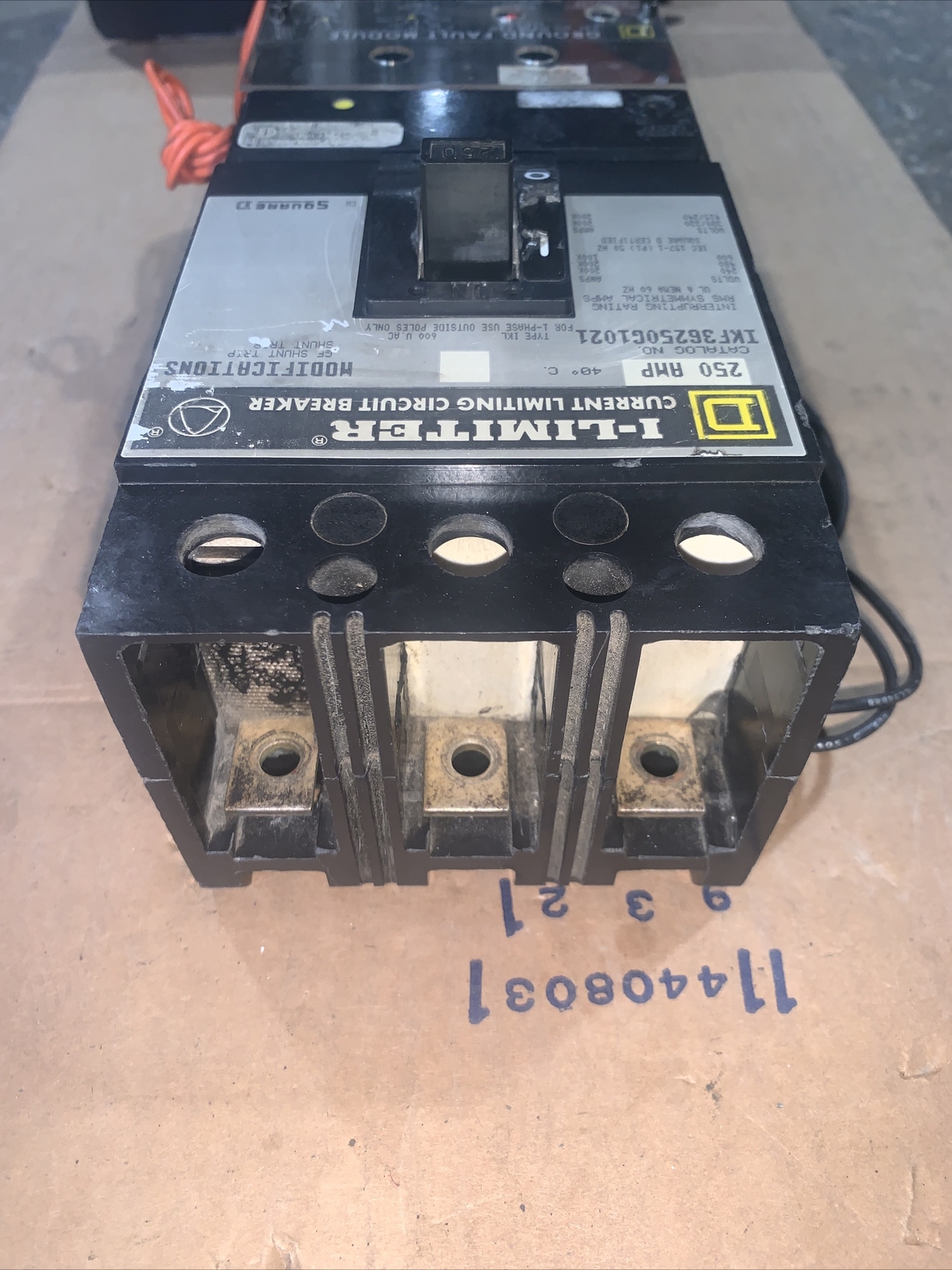 SQUARE D IKF36250G1021 250A CIRCUIT BREAKER 3 POLE W/ GFM250 Ground Fault