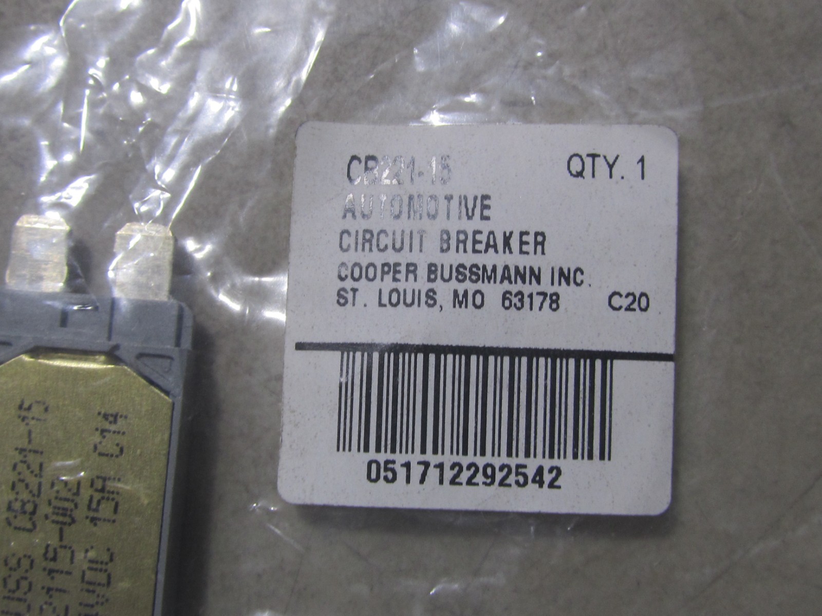 NEW Eaton Bussmann Cb221-15 Automotive Circuit Breaker, Cb221 Series, 15 A