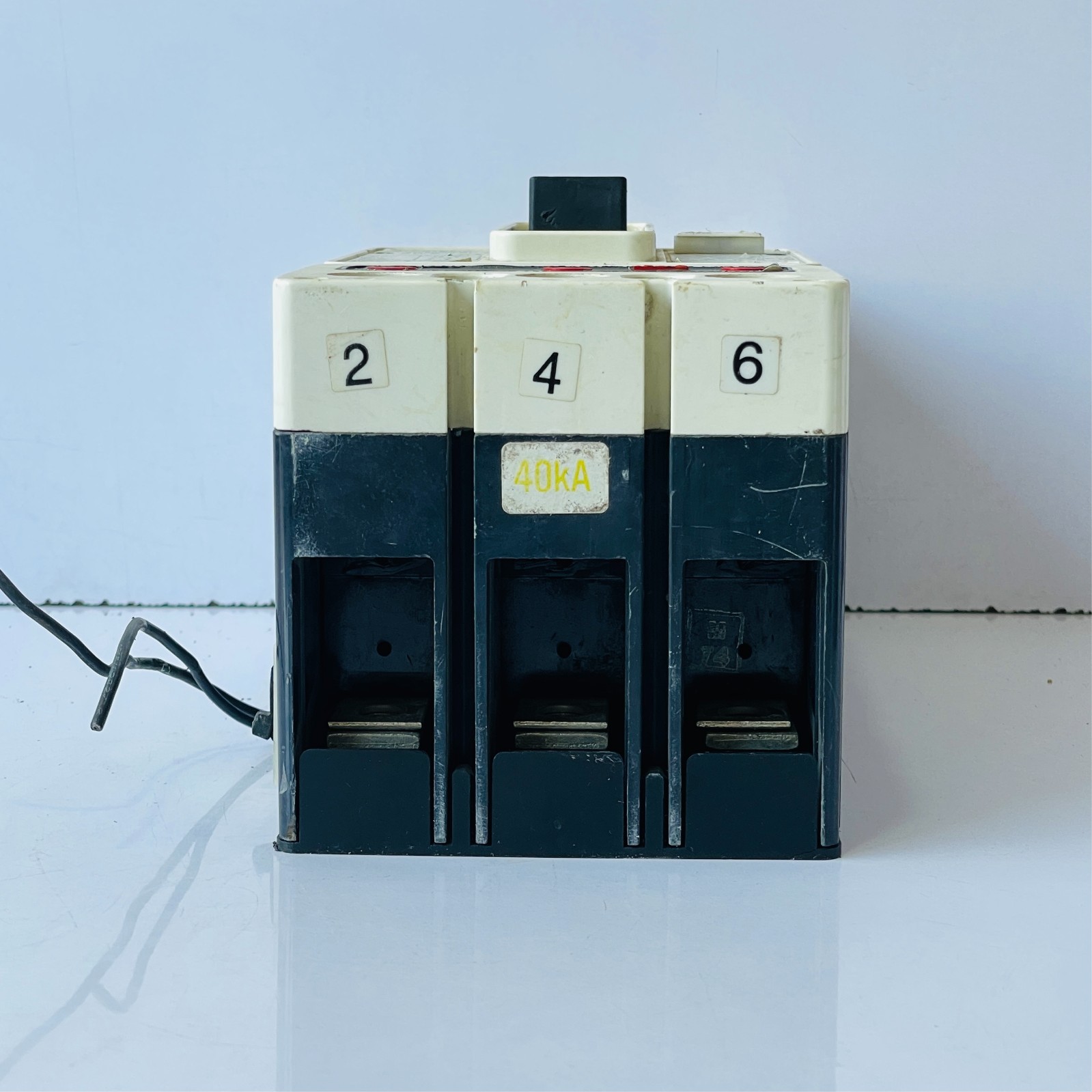 SIEMENS 3VF4231-1DF41-7KA0 MOLDED CASE CIRCUIT BREAKER 3P 125A FREE FAST SHIP