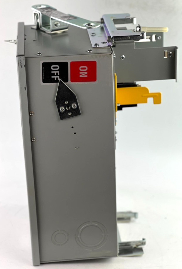 GE SB463RG Busway Circuit Breaker Plug 100 Amp 3 Phase 480/600V 100A — NIB READ