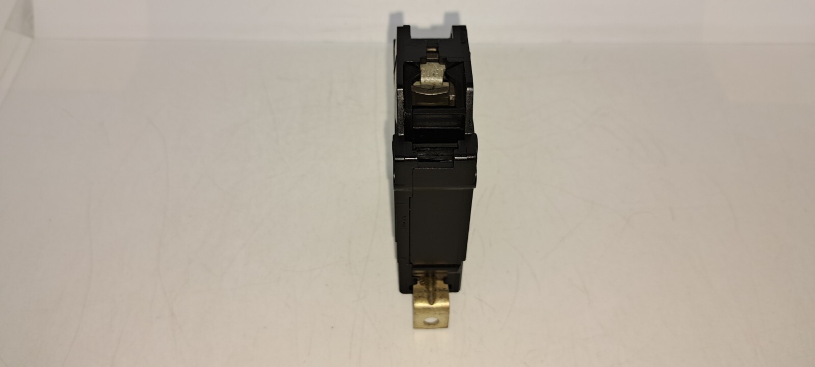 GE GENERAL ELECTRIC TQB1120 20 AMP 1 POLE 120/240V Bolt-on Circuit Breaker