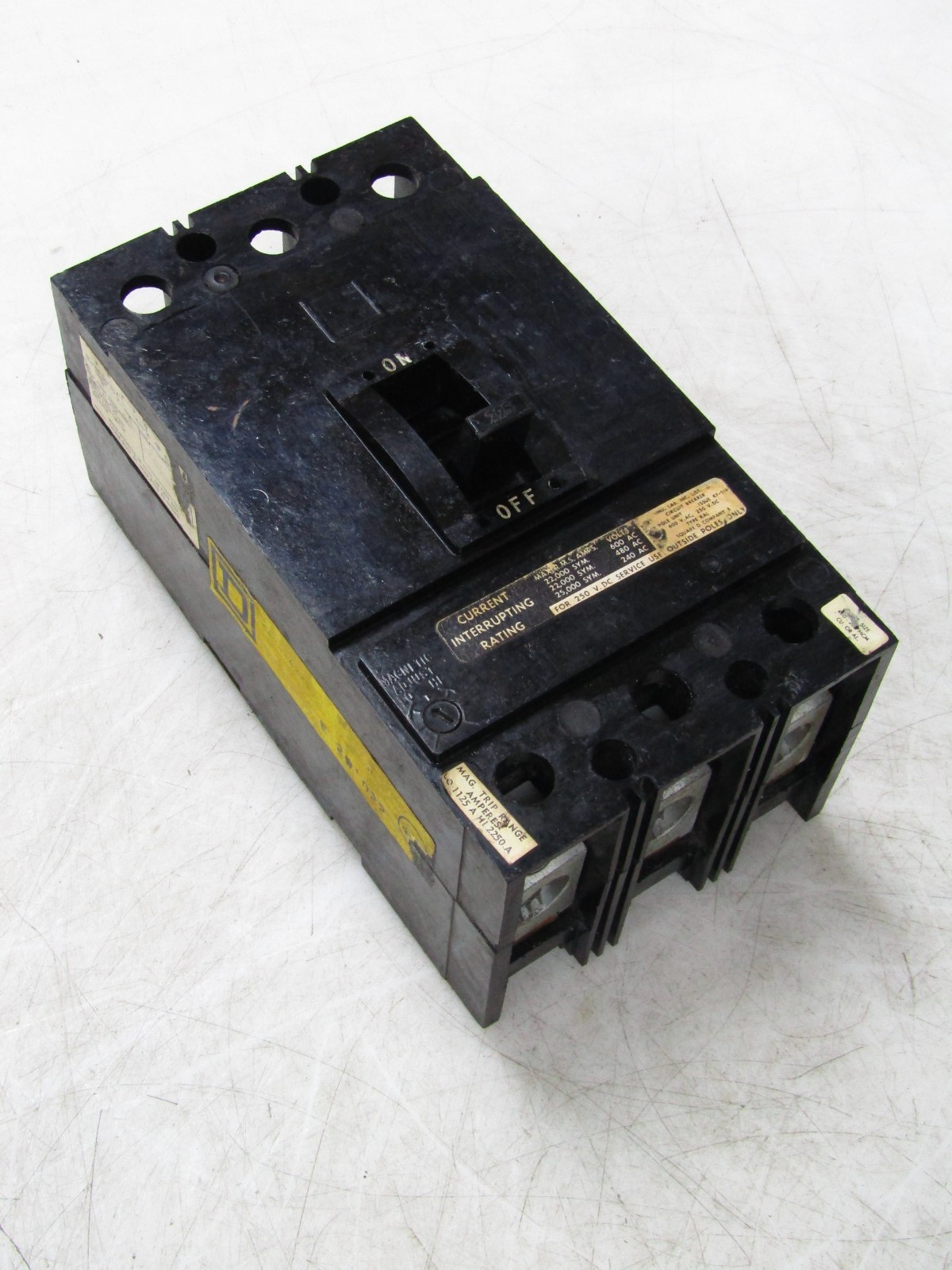 🙌 SQUARE D 225 AMP CIRCUIT BREAKER 600 VAC 250 VDC 3 POLE KAP-36225