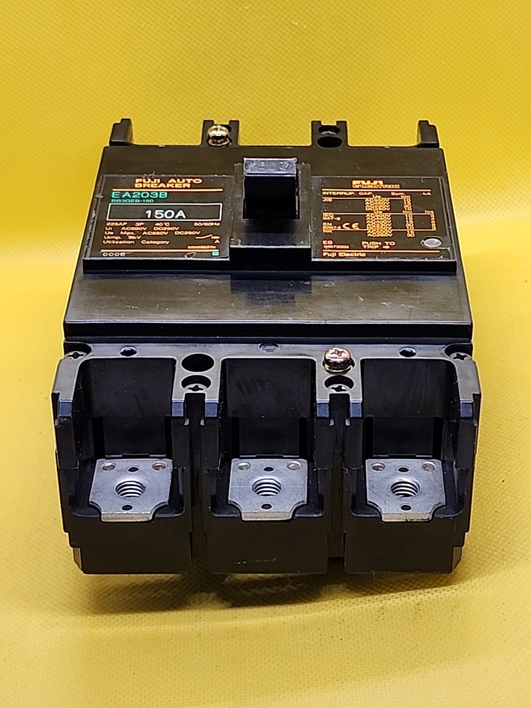 FUJI EA203B 3 POLES 150A AC690V, DC250V AUTO BREAKER [1WS2]
