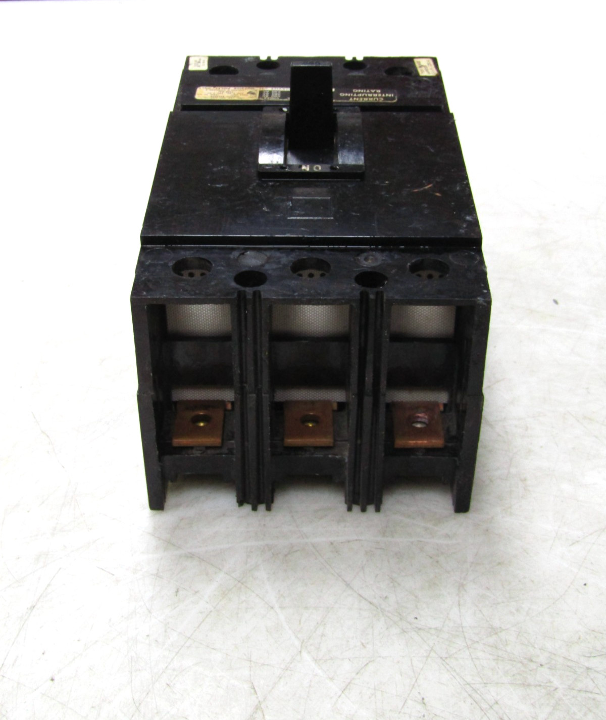 🙌 SQUARE D 225 AMP CIRCUIT BREAKER 600 VAC 250 VDC 3 POLE KAP-36225
