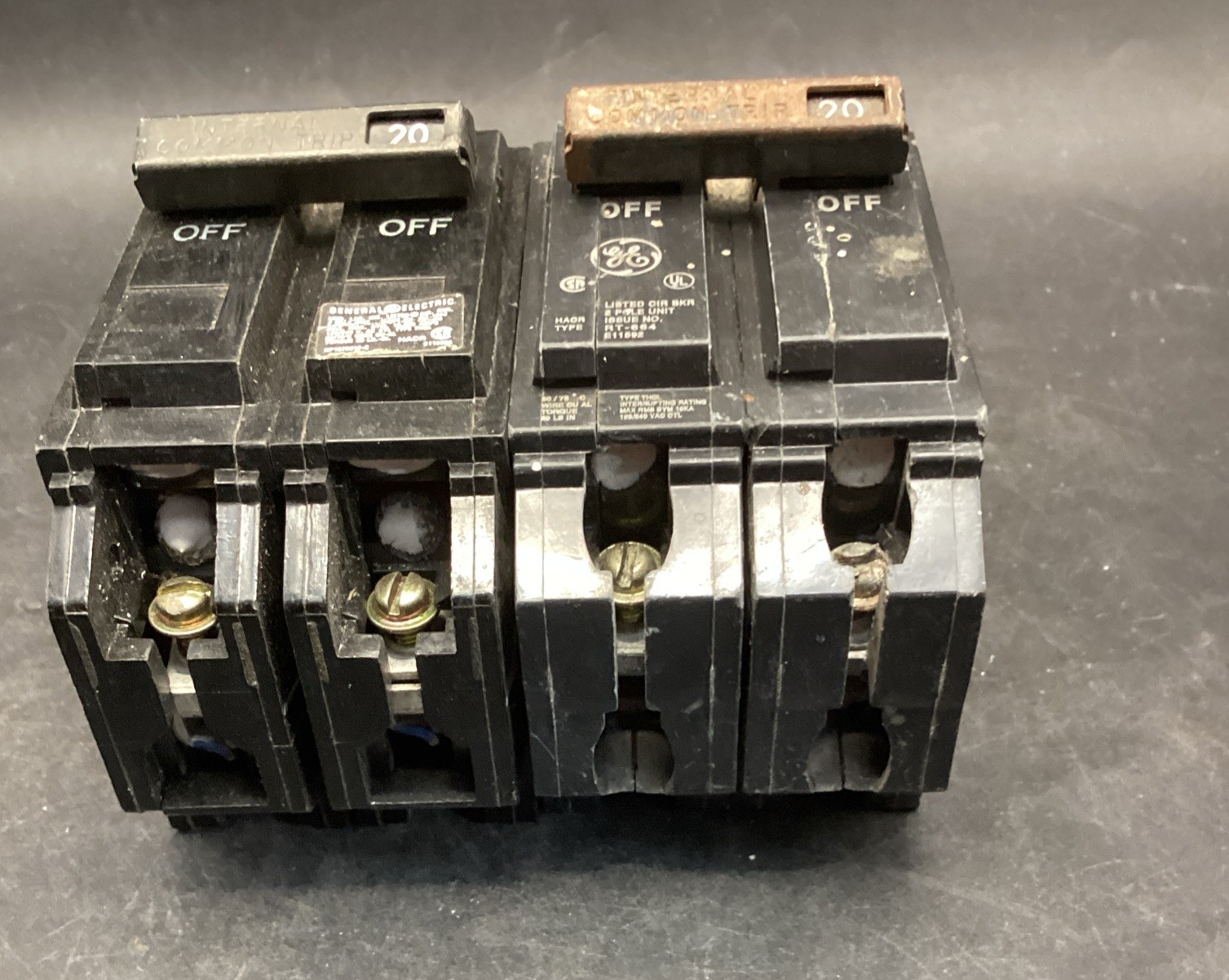 Lot Of 2 General Electric THQL2120 Circuit Breaker 2-P, 20A, 120/240V, Type THQL