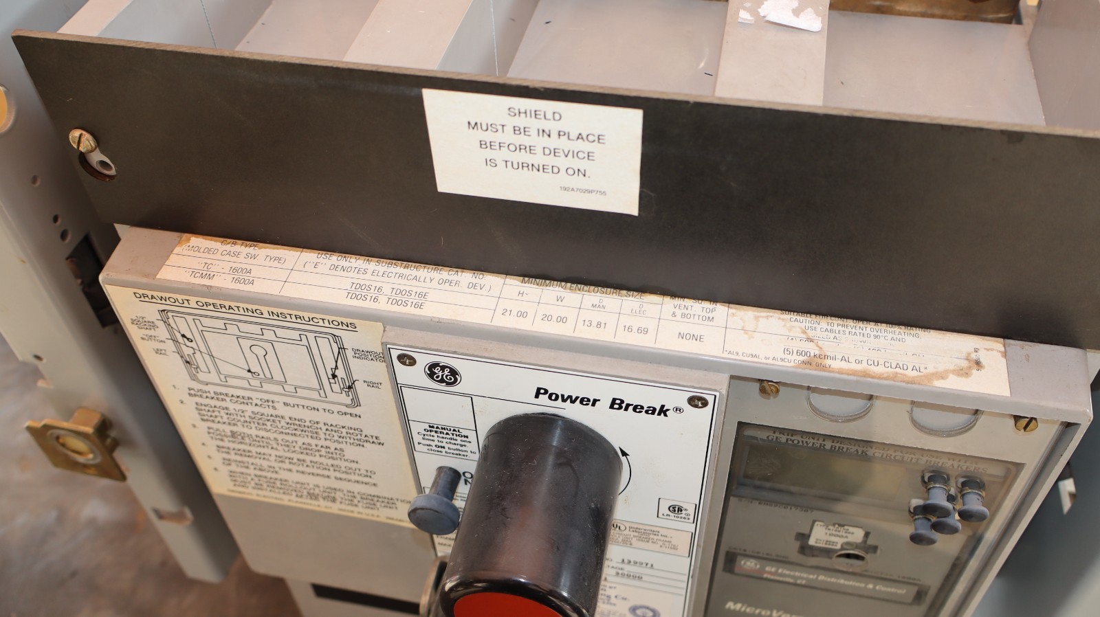 GE General Electric Breaker Power Break 1600A Amp TC1616TTHR TR16B1000 C216LSHG