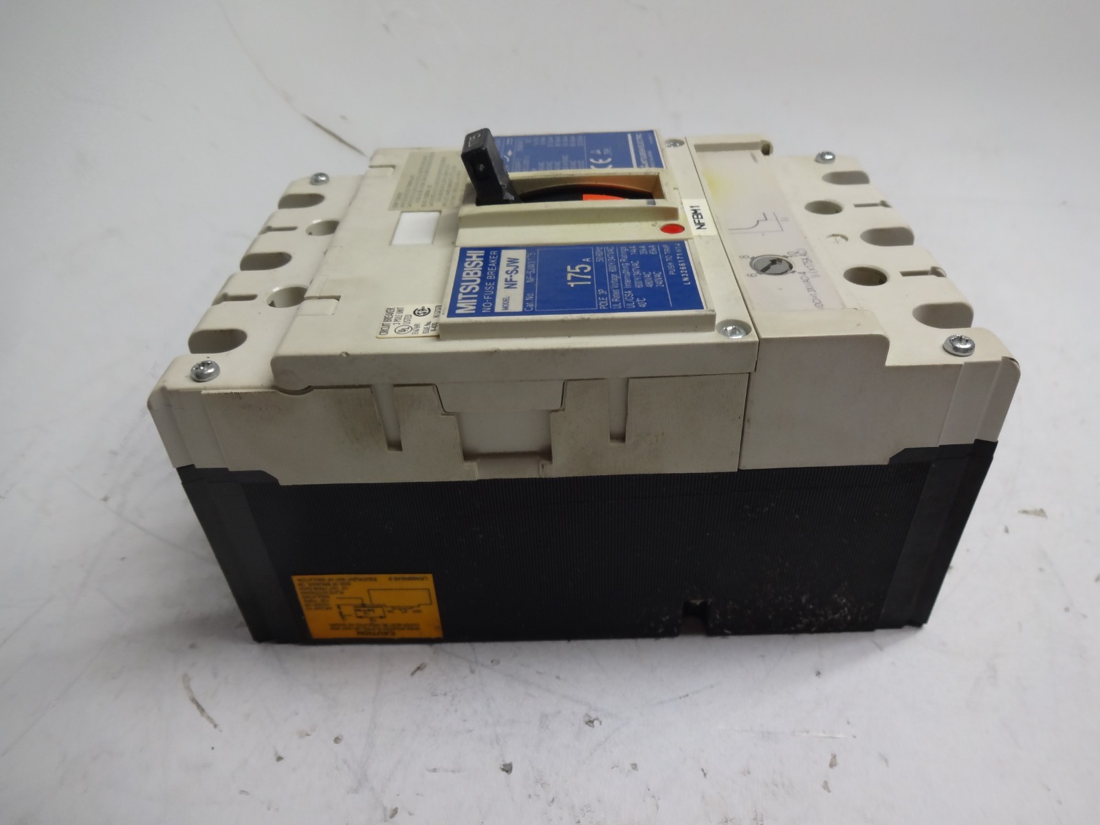 Mitsubishi NF-SJW3175 No-Fuse Circuit Breaker
