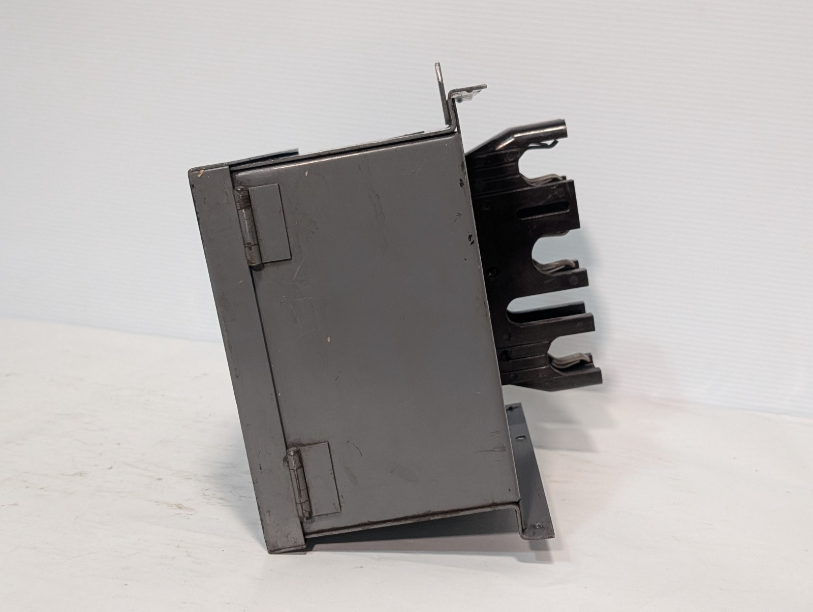 Square D SD-9341 Saflex Bus Plug-In Unit, Series 2, 30A, 3 Phase, 3 Wire, 600VAC