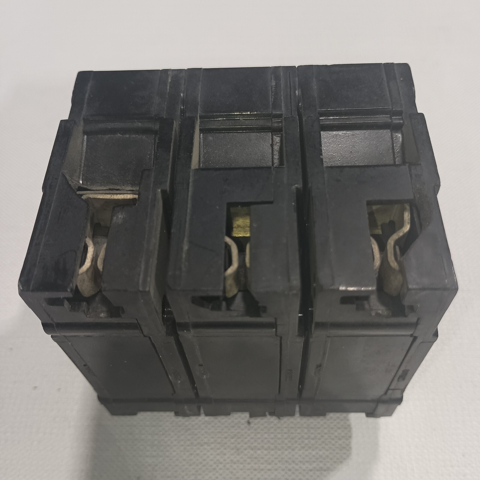 GE TQL32050 50A 2 Pole Circuit Breaker 2P 120/240V AC 50 Amp TQL-AC AL CU Chip