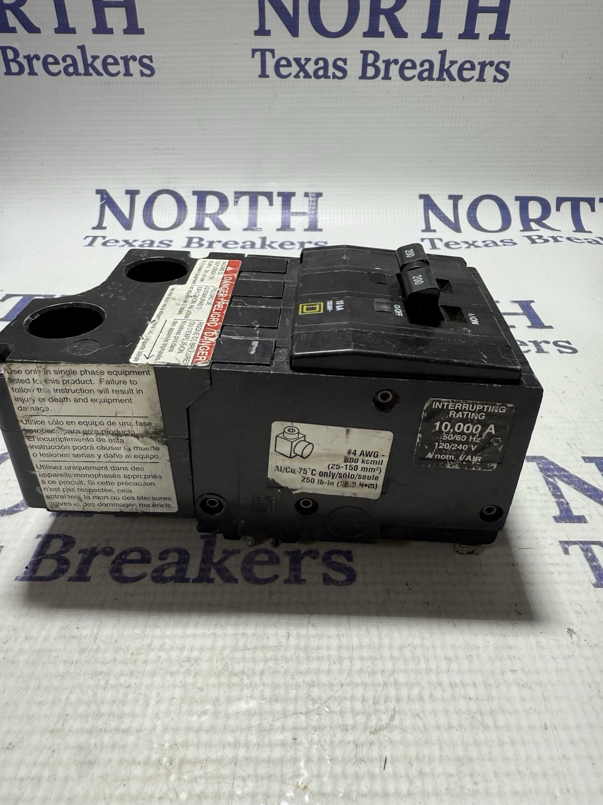 Square D QO2200 Plug-on Circuit Breaker 200 Amp 2 Pole 120/240V 50/60 Hz