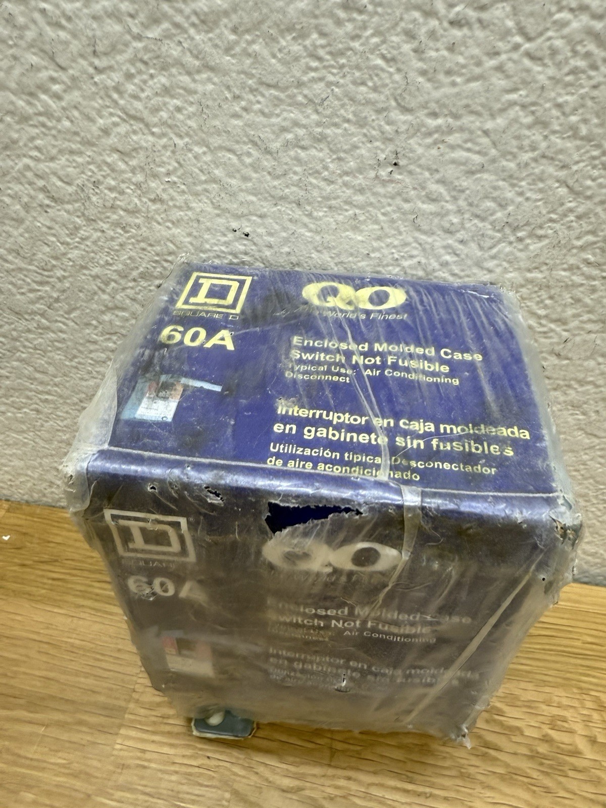 Square D QO SQD QO200TR Ser. G03 60 Amp Circuit Breaker Box, A/C Disconnect NOS