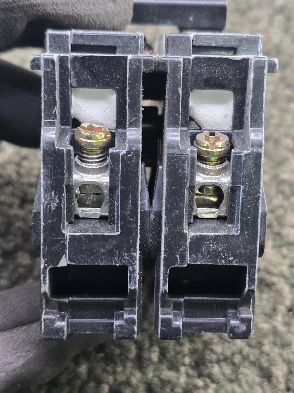 Siemens Q245: 45 Amp 2 Pole 120/240V Type QP Circuit Breaker