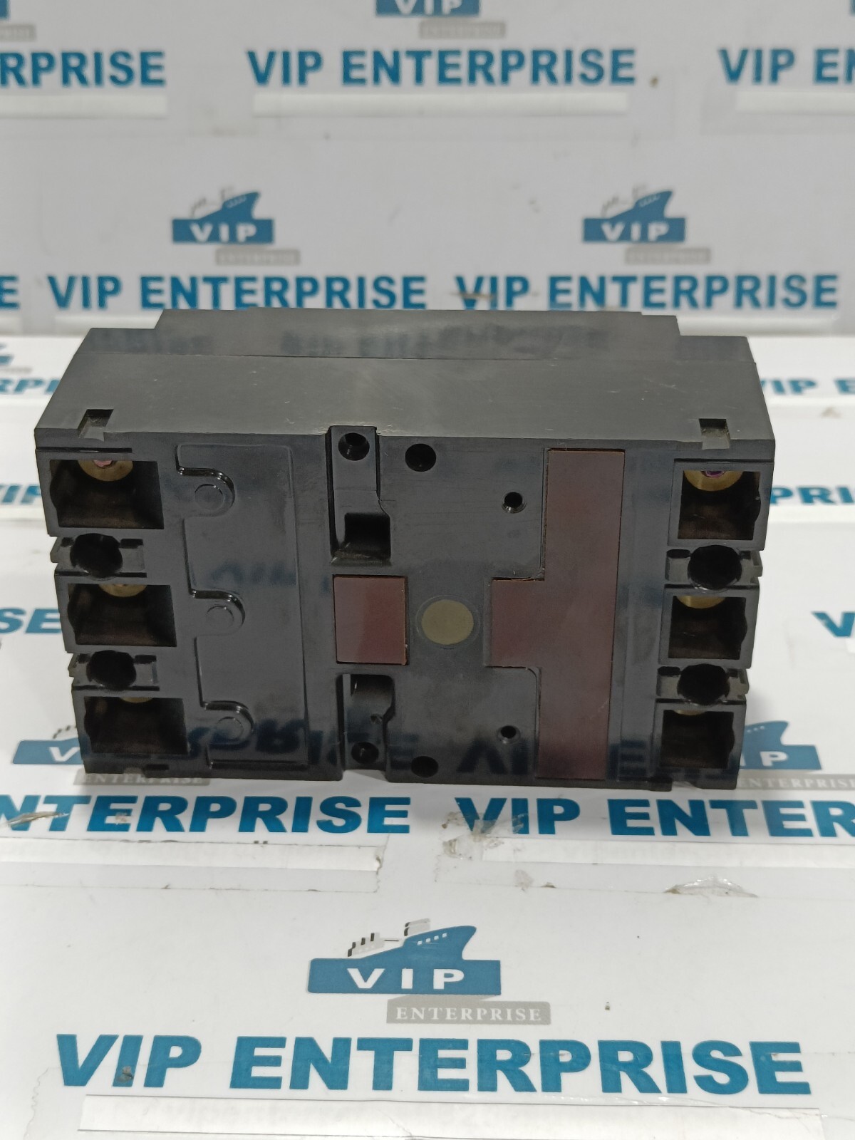 HYUNDAI HBS-63C CIRCUIT BREAKER 30AMP FREE FAST SHIPPING